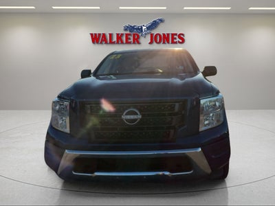 2023 Nissan Titan SV