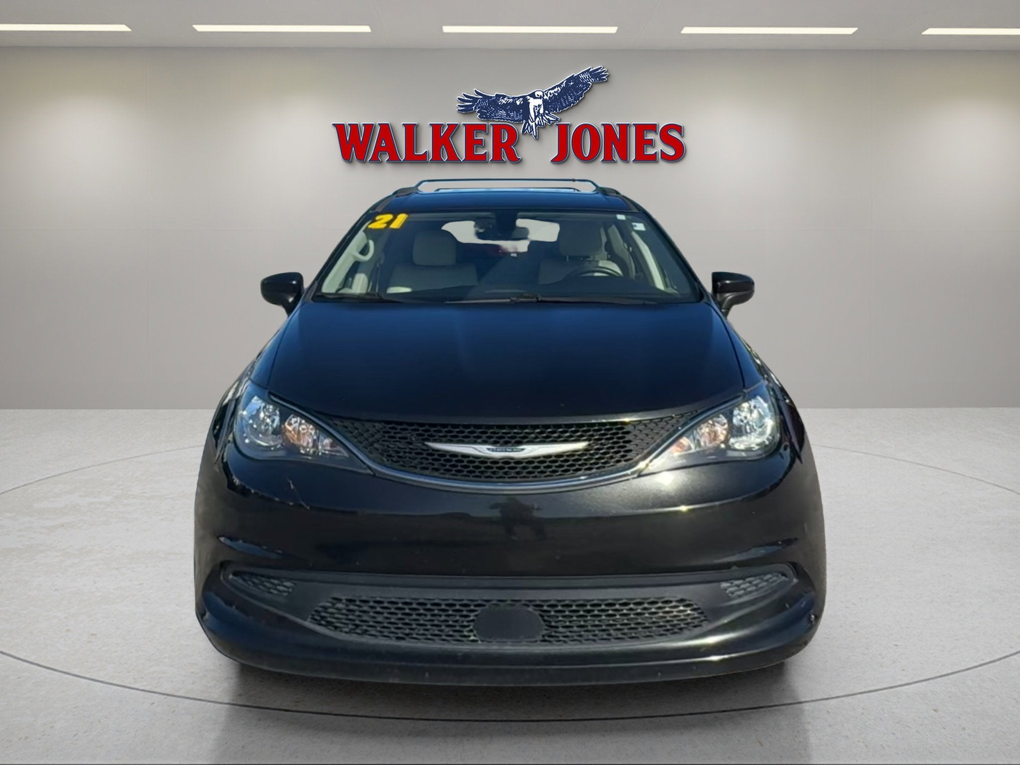 2021 Chrysler Voyager LXI