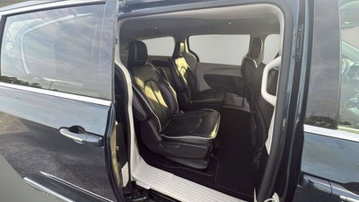 2021 Chrysler Pacifica Hybrid Limited