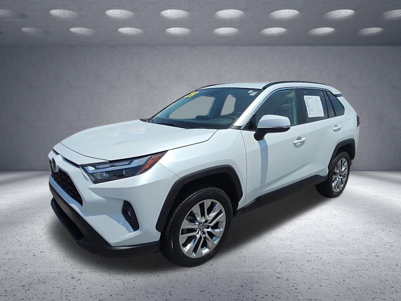 2023 Toyota RAV4 XLE Premium