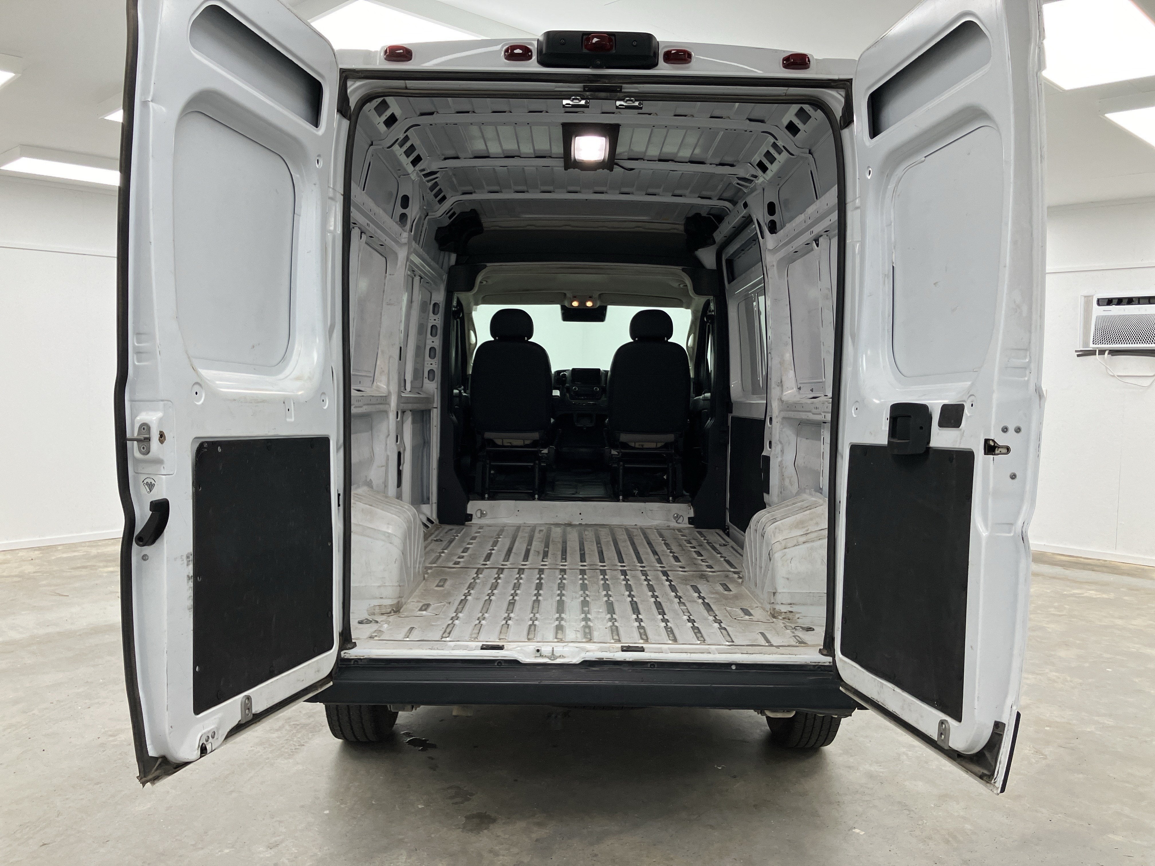 2024 RAM ProMaster Cargo Van Tradesman