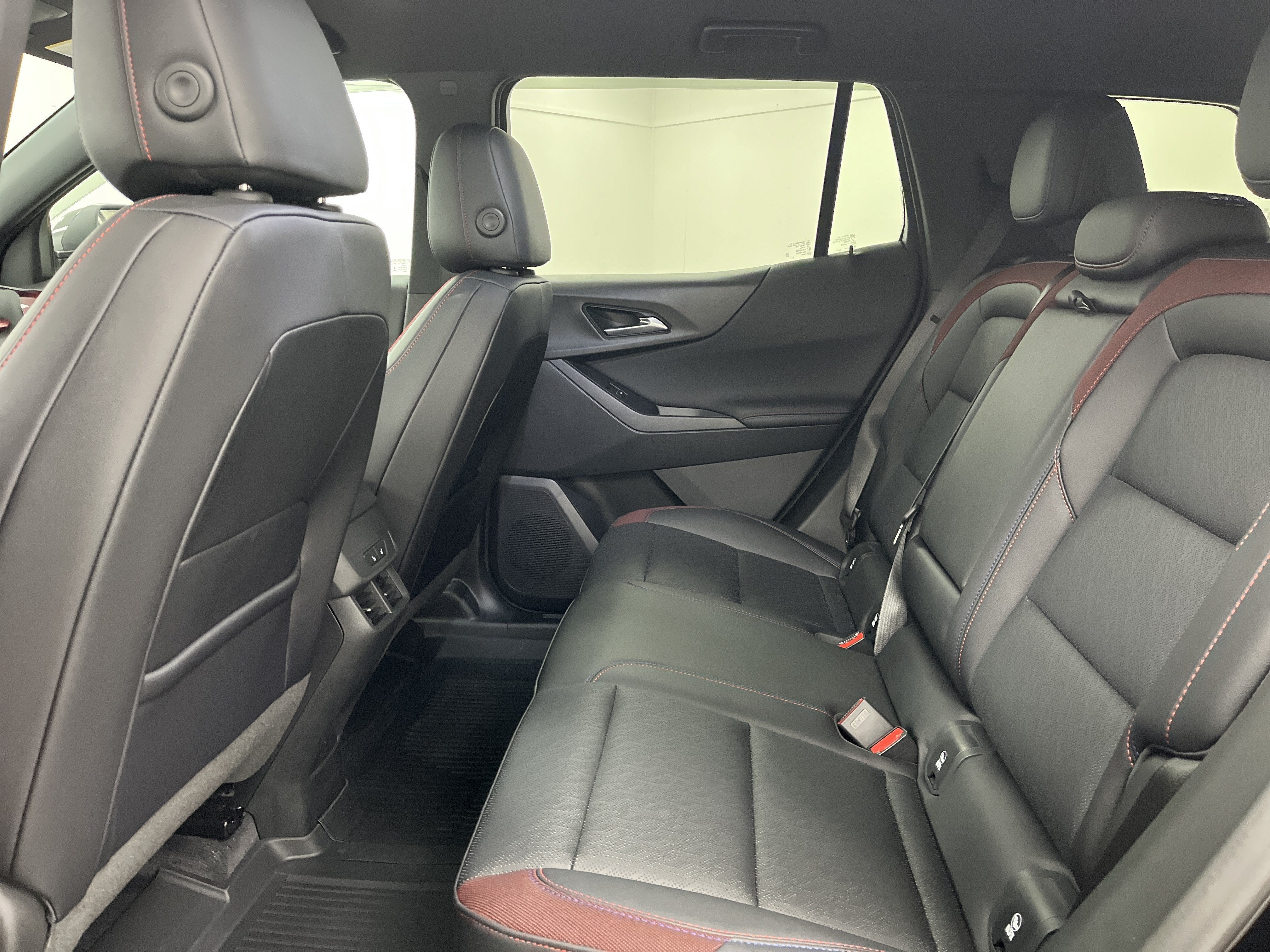 2025 Chevrolet Equinox FWD RS