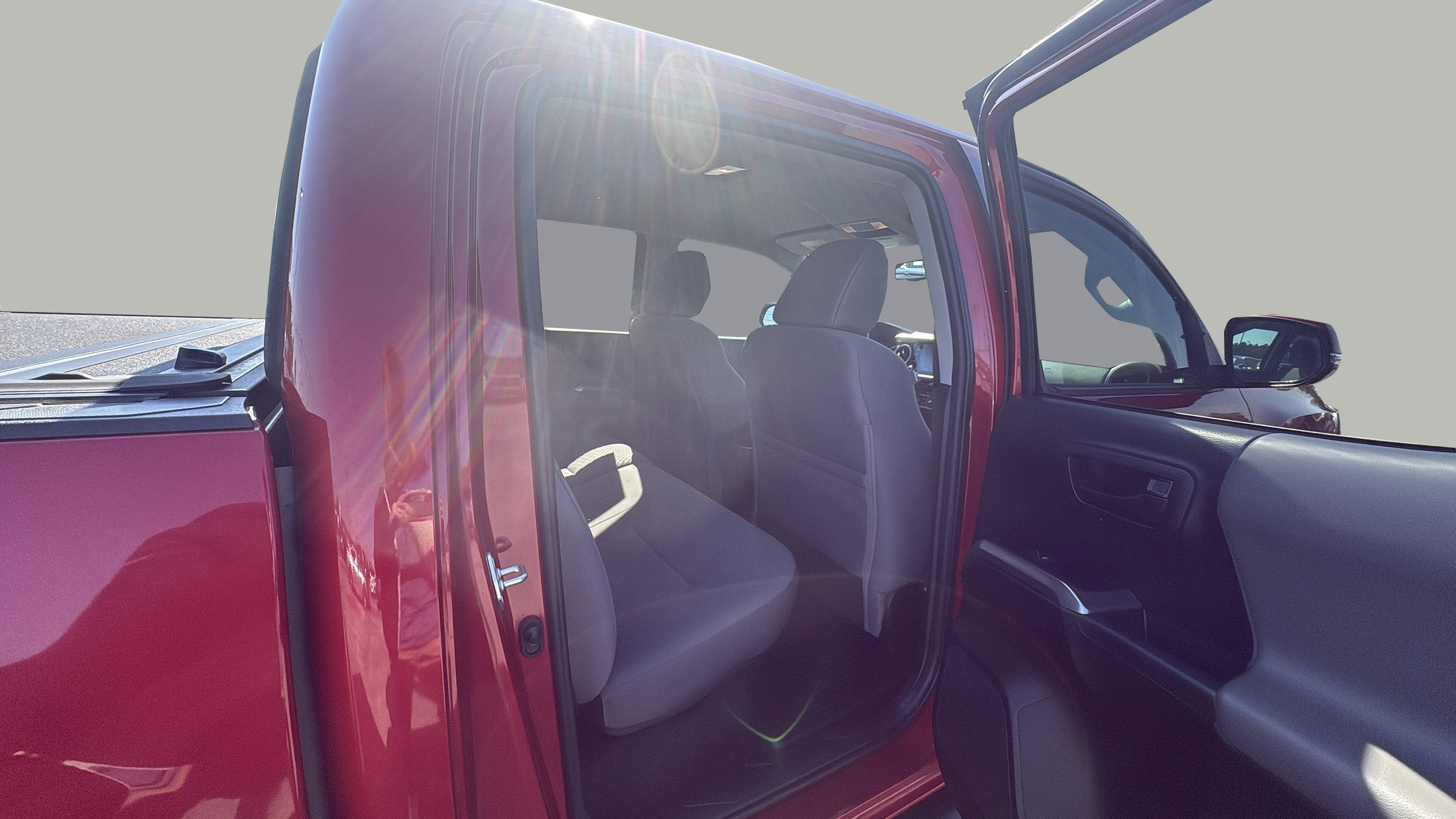 2022 Toyota Tacoma 2WD SR5 DOUBLE CAB 5' BED V6