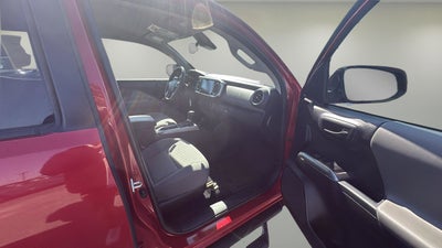 2022 Toyota Tacoma 2WD SR5 DOUBLE CAB 5' BED V6