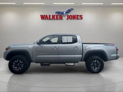 2022 Toyota Tacoma 4WD SR5