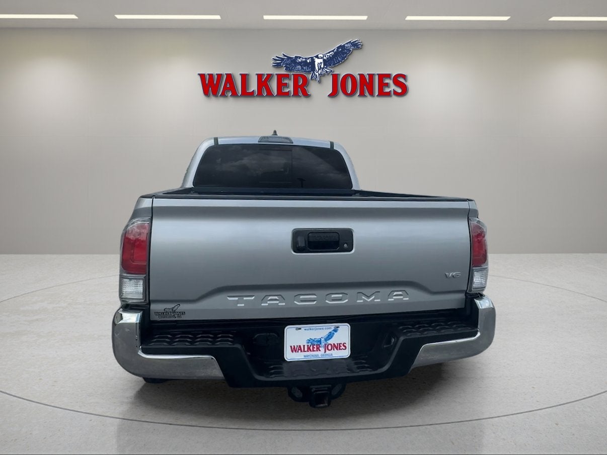 2022 Toyota Tacoma 4WD SR5
