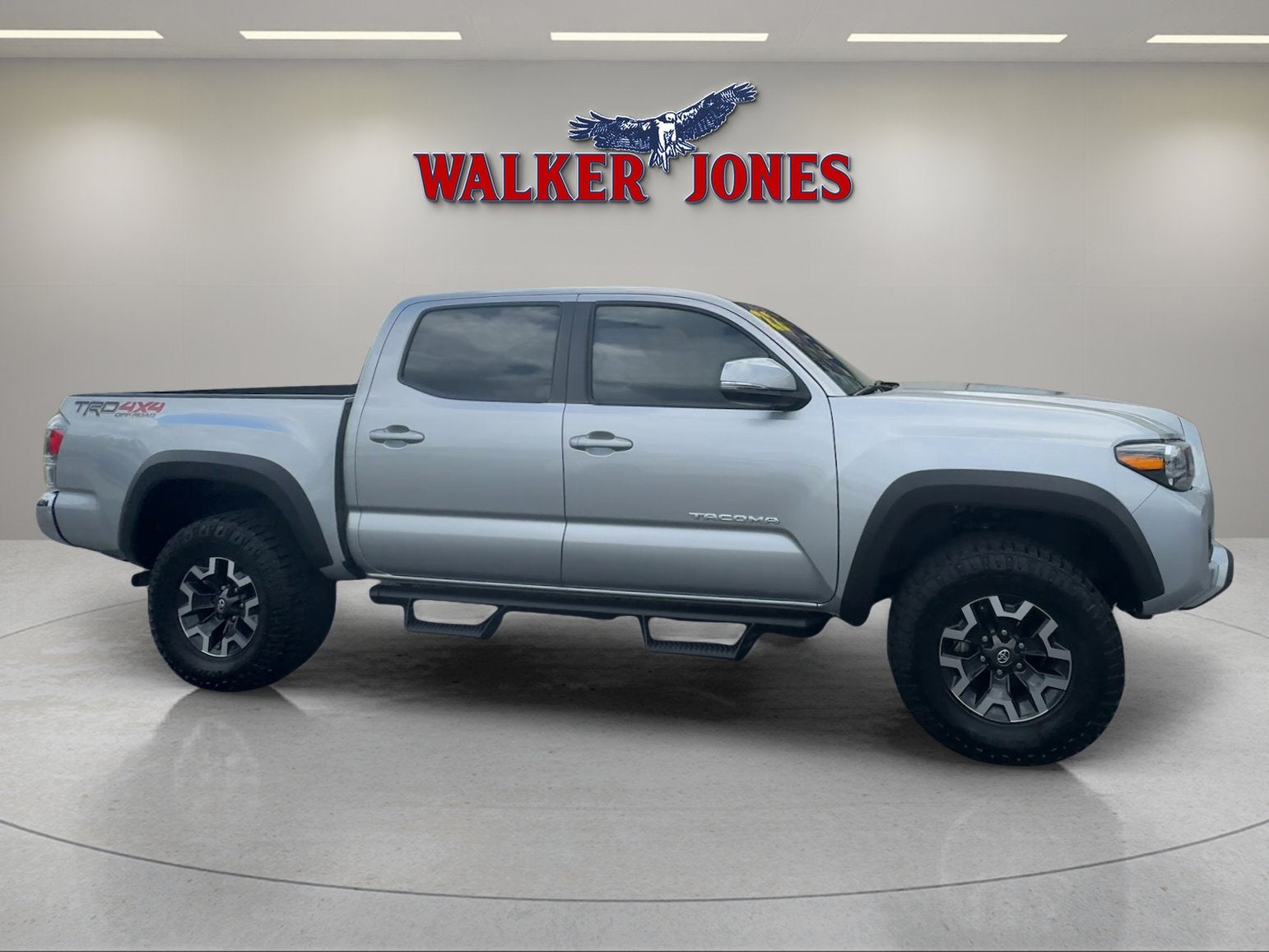 2022 Toyota Tacoma 4WD SR5