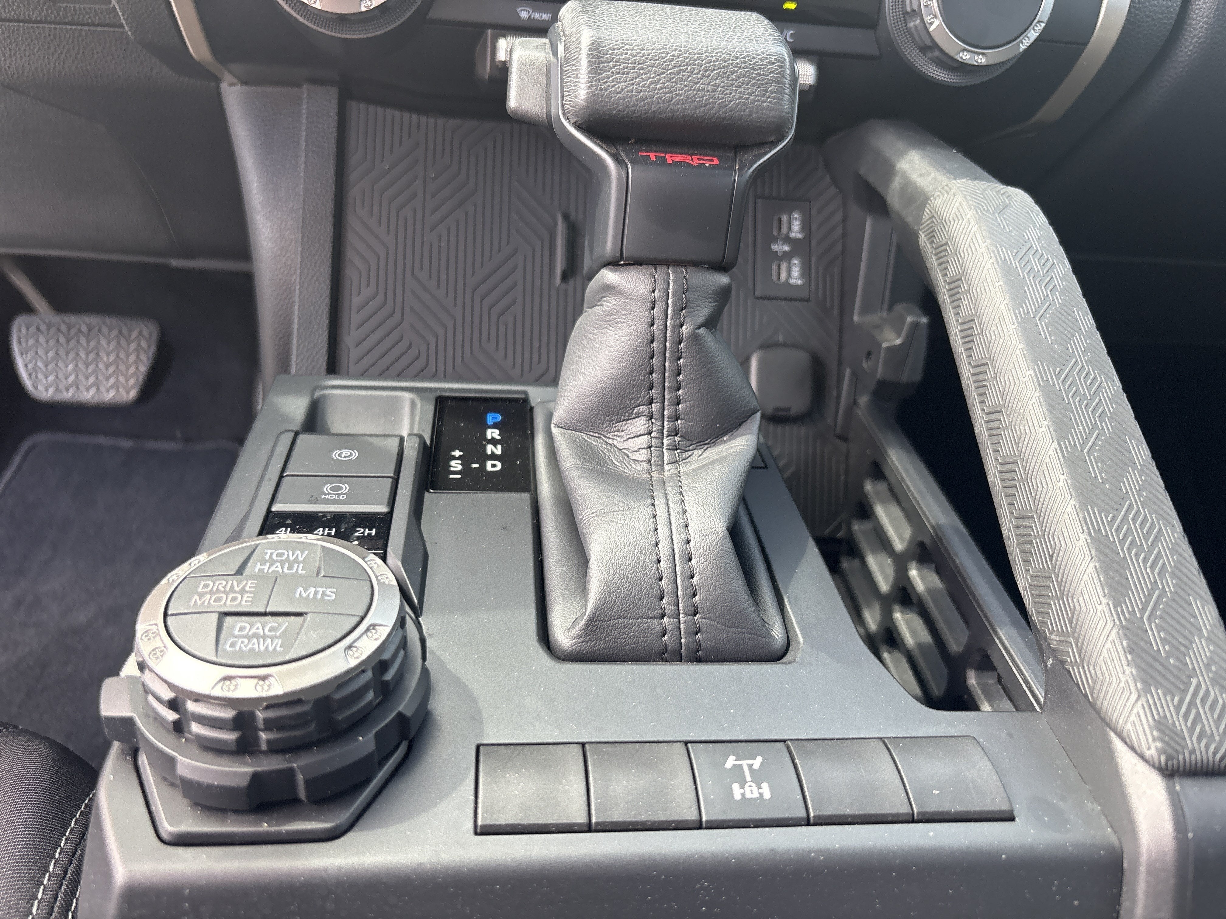 2025 Toyota Tacoma 4WD Base