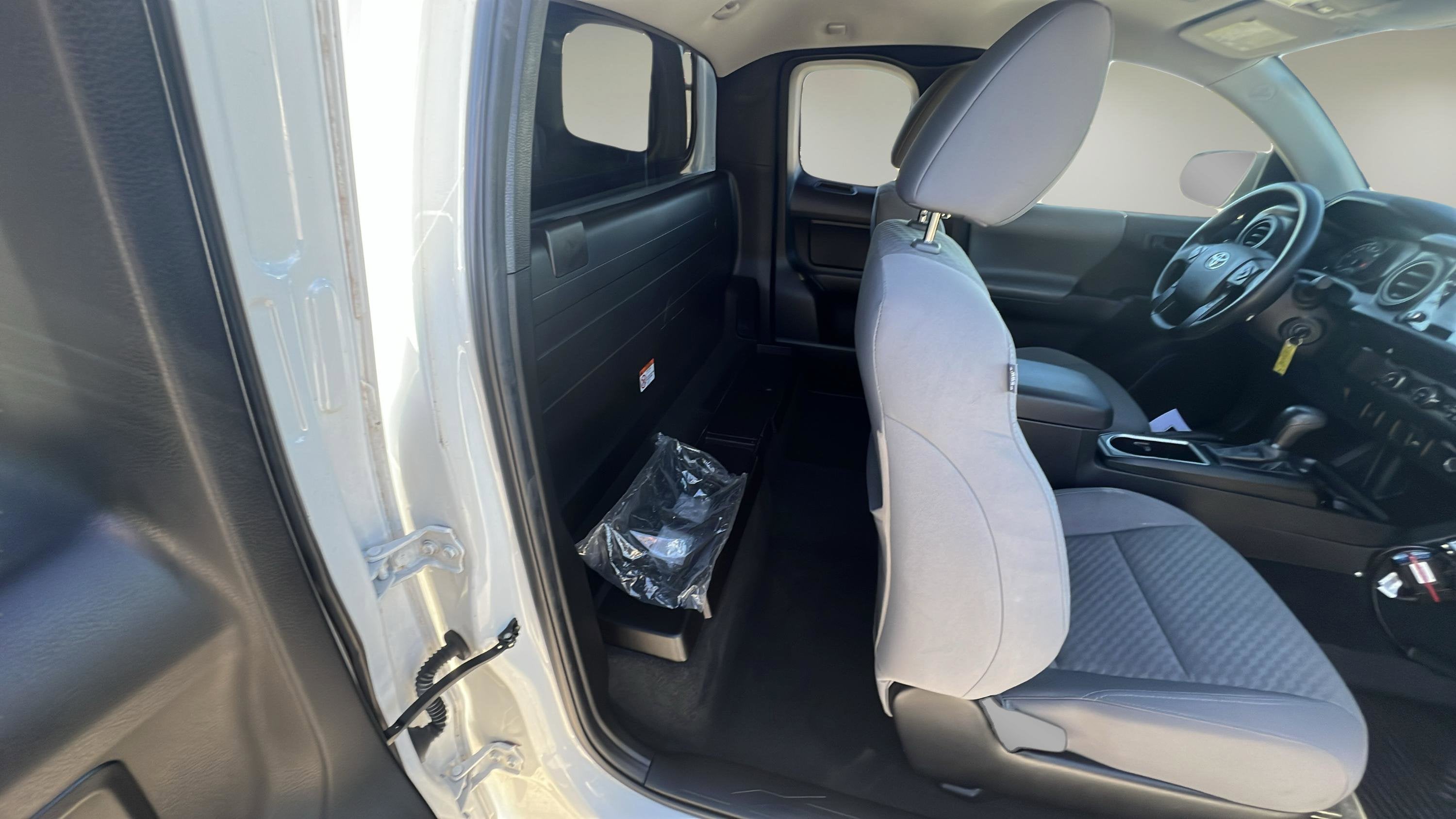 2023 Toyota Tacoma 2WD SR5