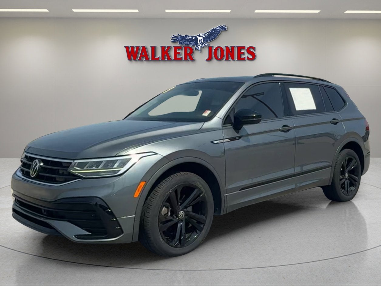2023 Volkswagen Tiguan SE R-Line Black