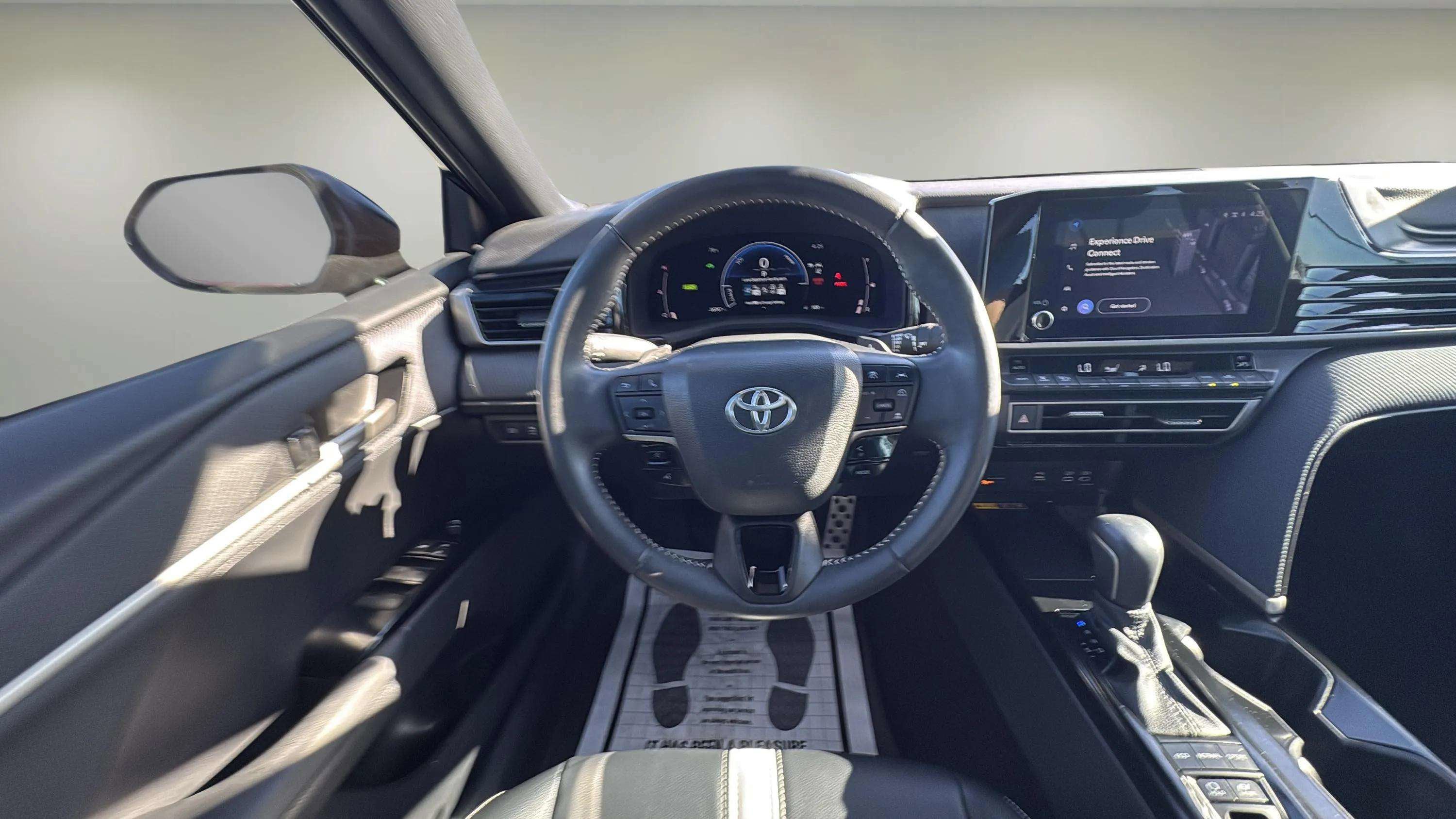 2025 Toyota Camry SEDAN