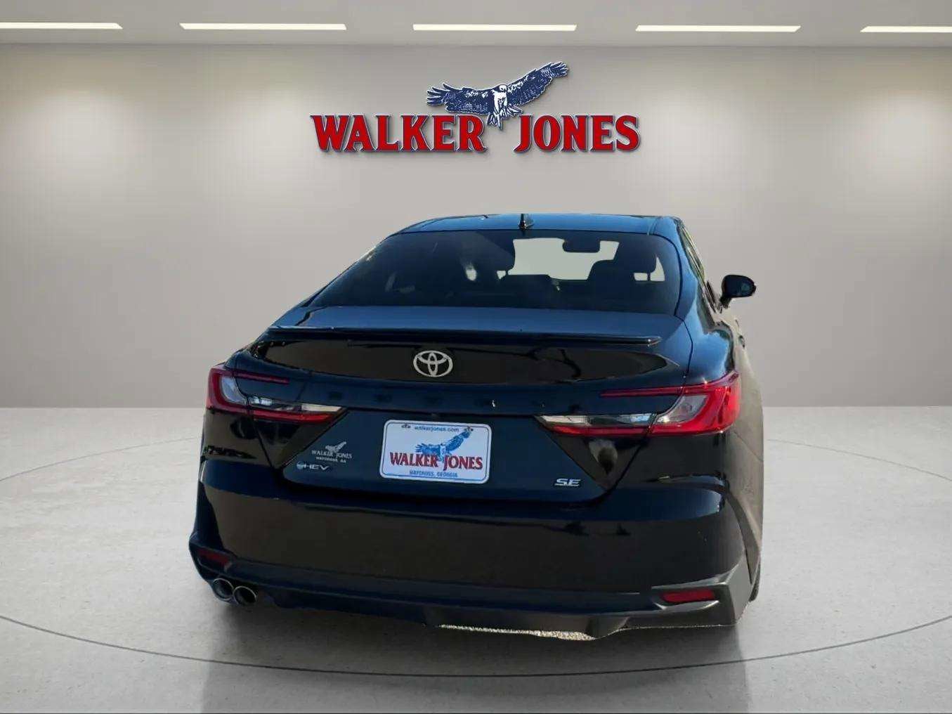 2025 Toyota Camry SEDAN