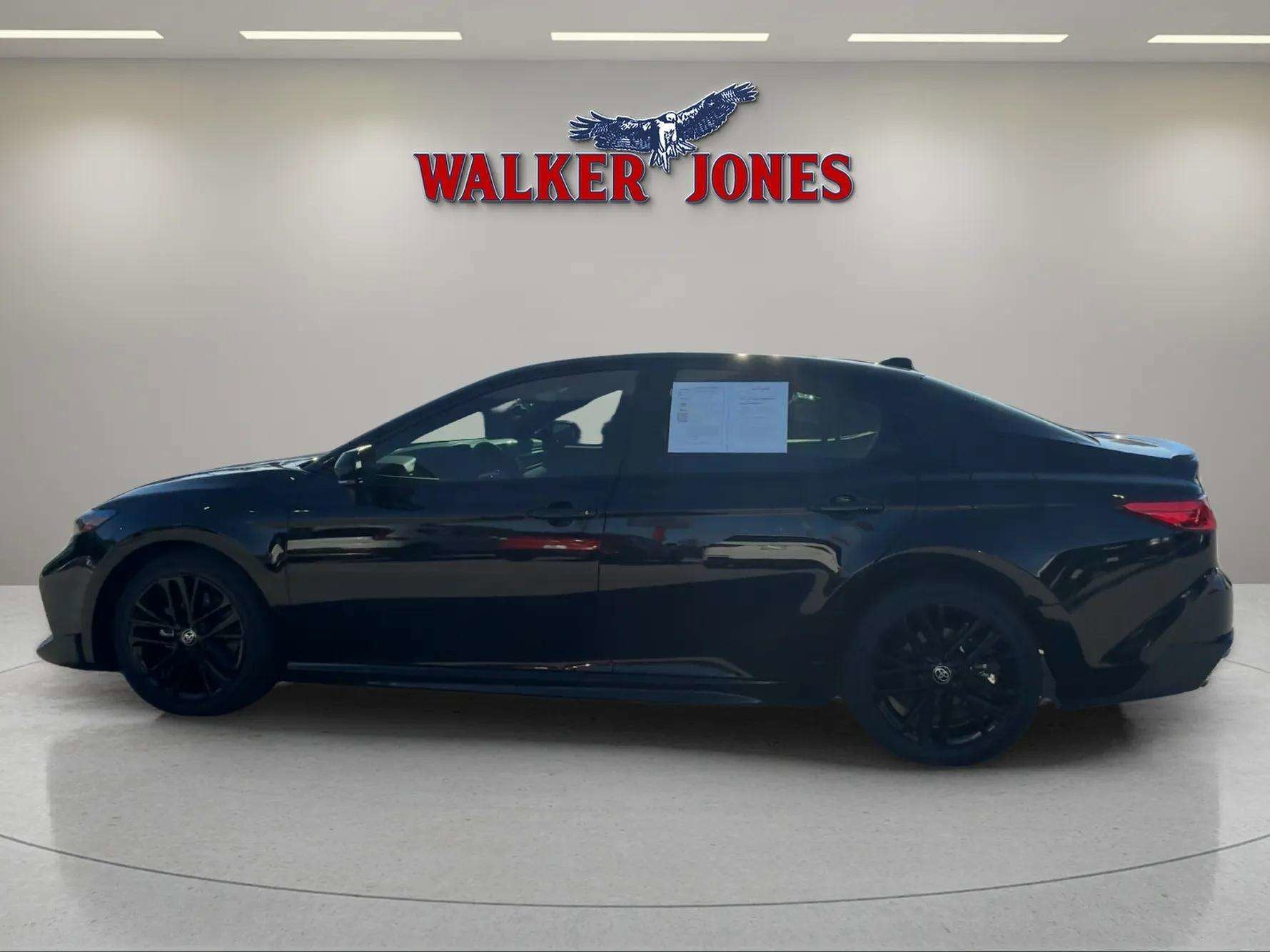 2025 Toyota Camry SEDAN