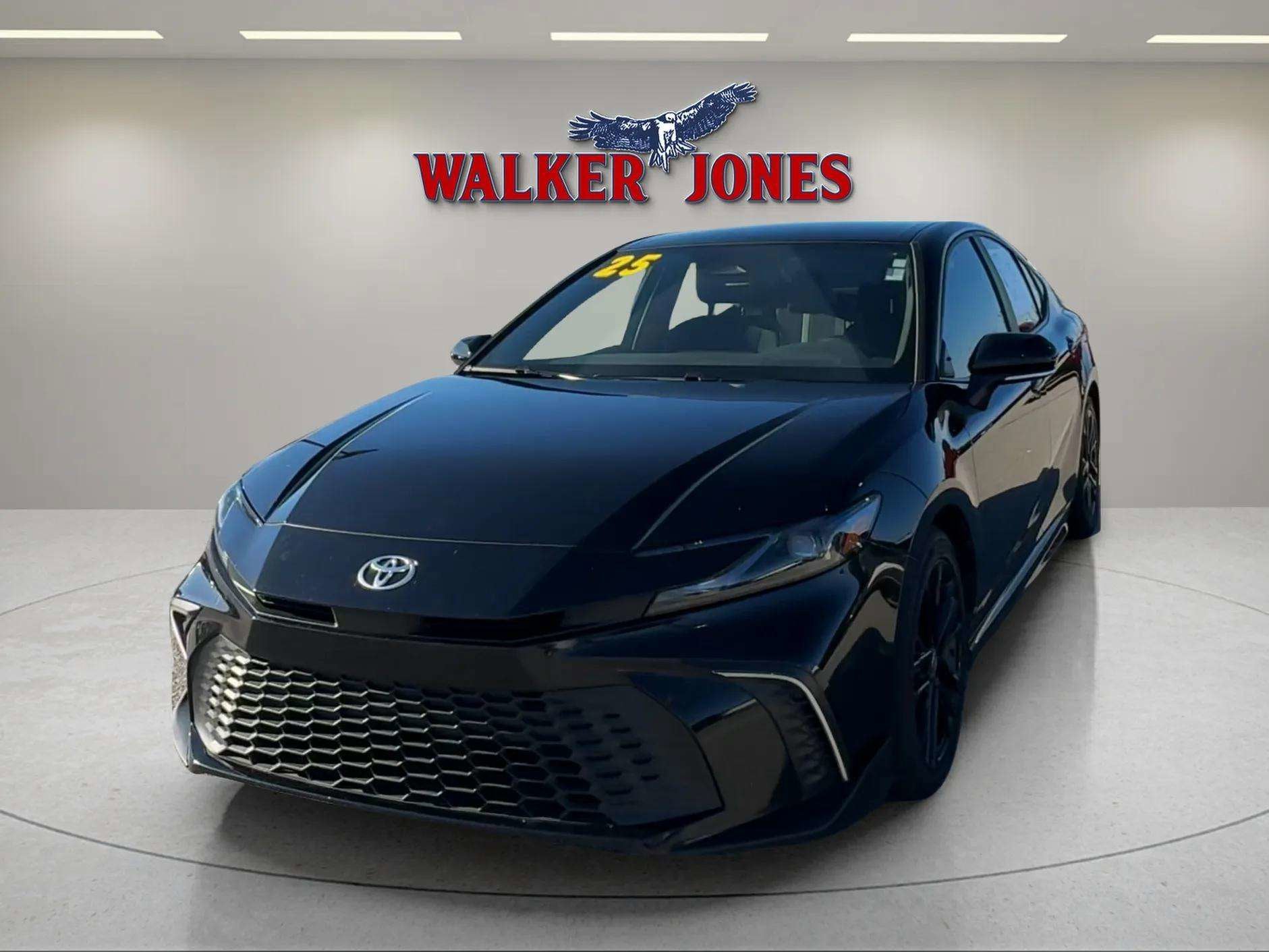 2025 Toyota Camry SEDAN