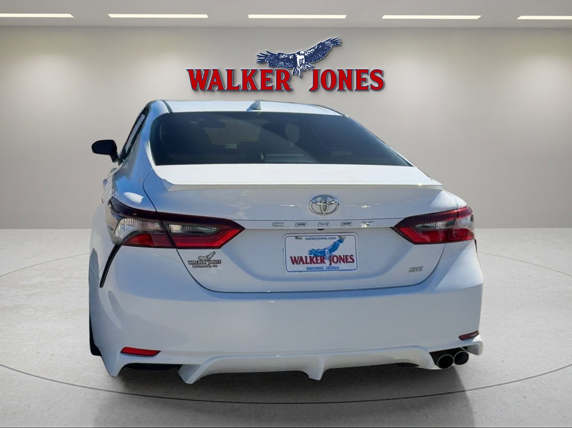 2023 Toyota Camry SE AUTO