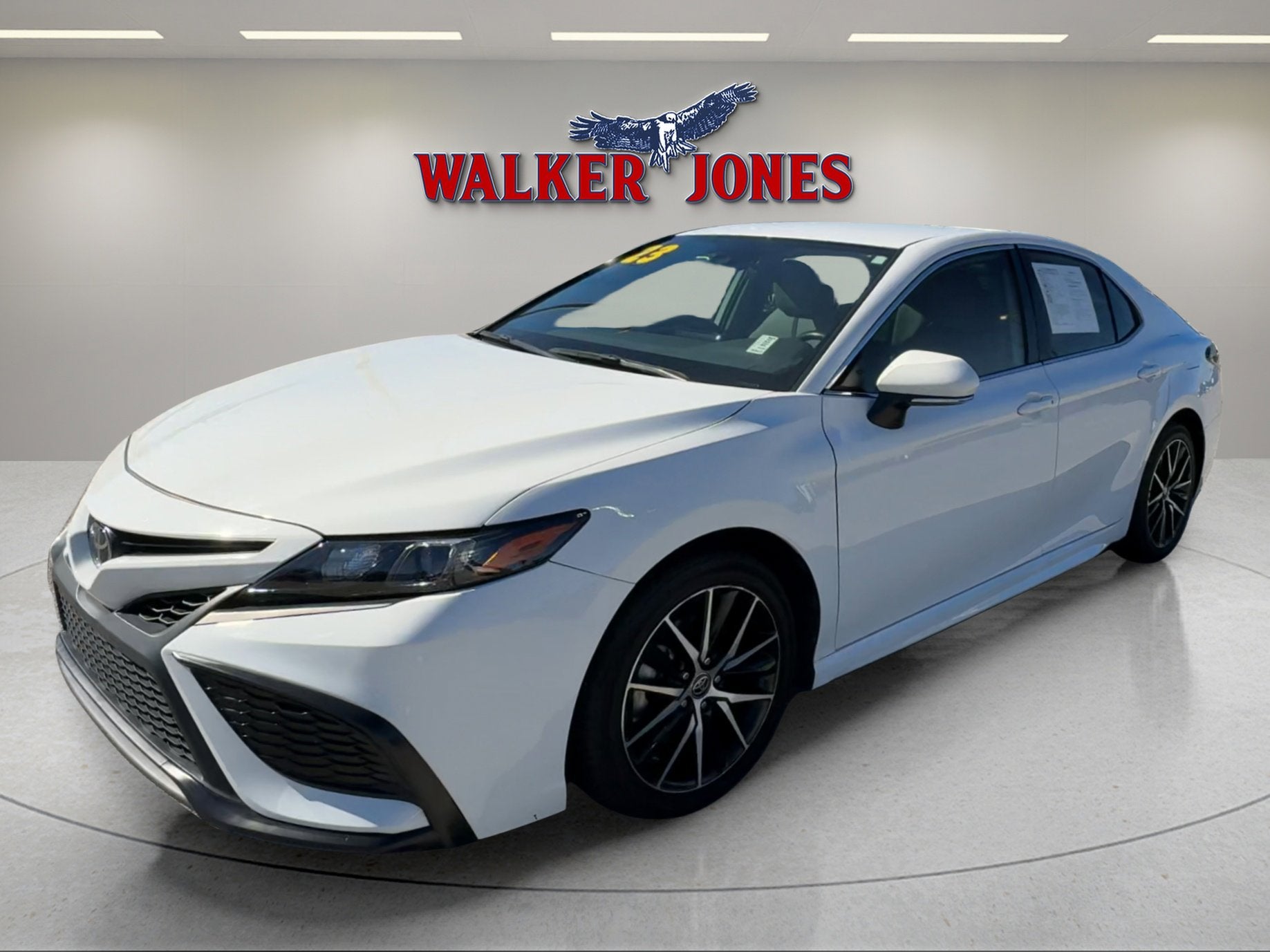 2023 Toyota Camry SE AUTO