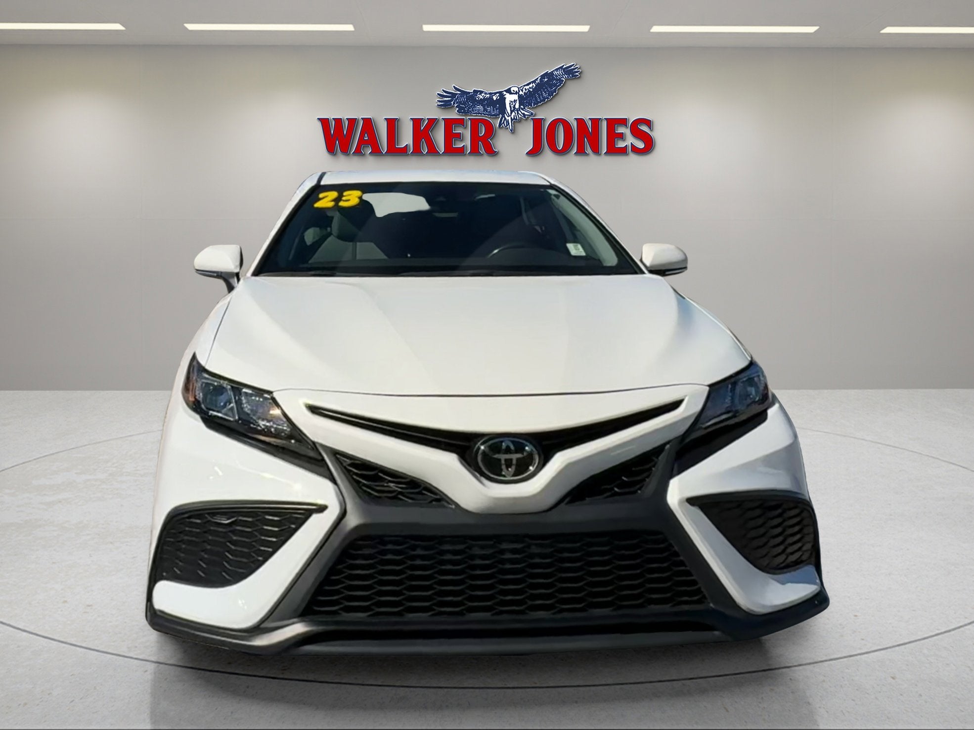 2023 Toyota Camry SE AUTO