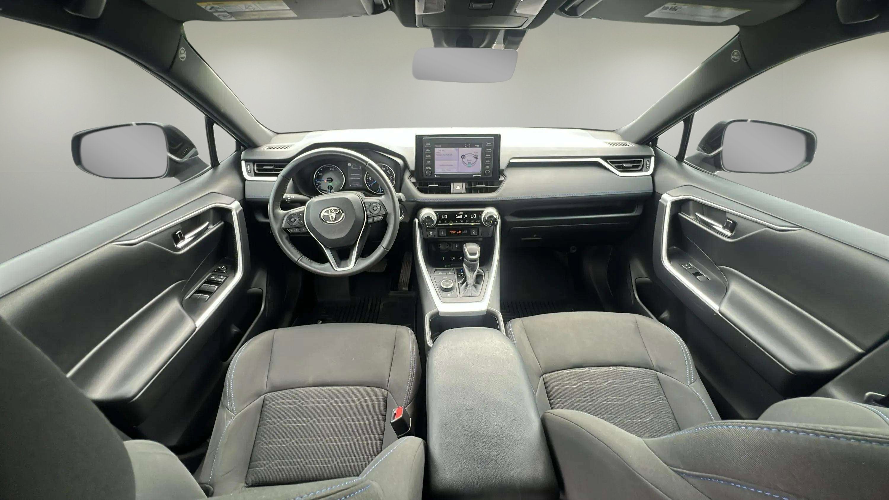 2022 Toyota RAV4 Hybrid SE