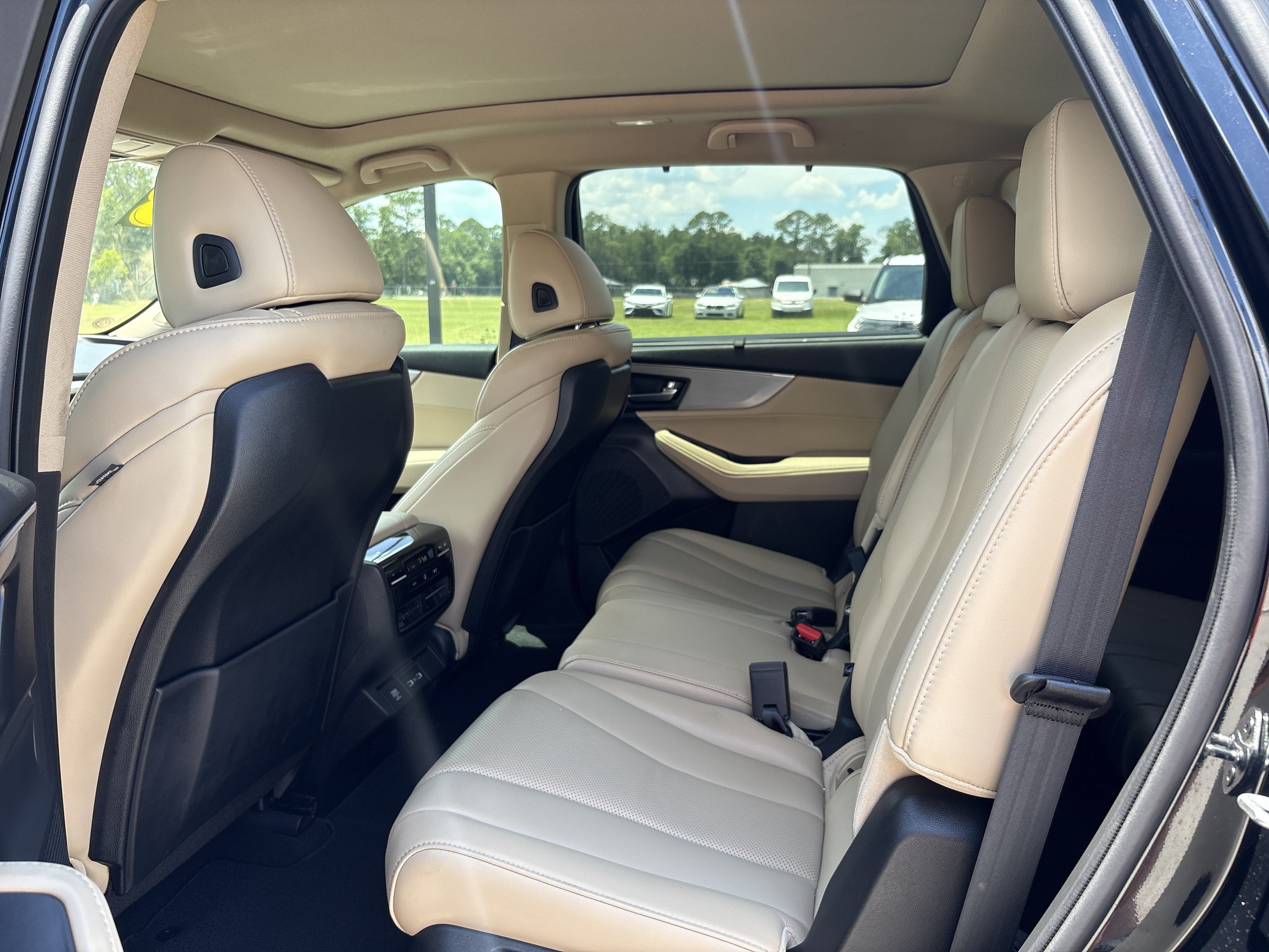 2023 Acura MDX w/Technology Package
