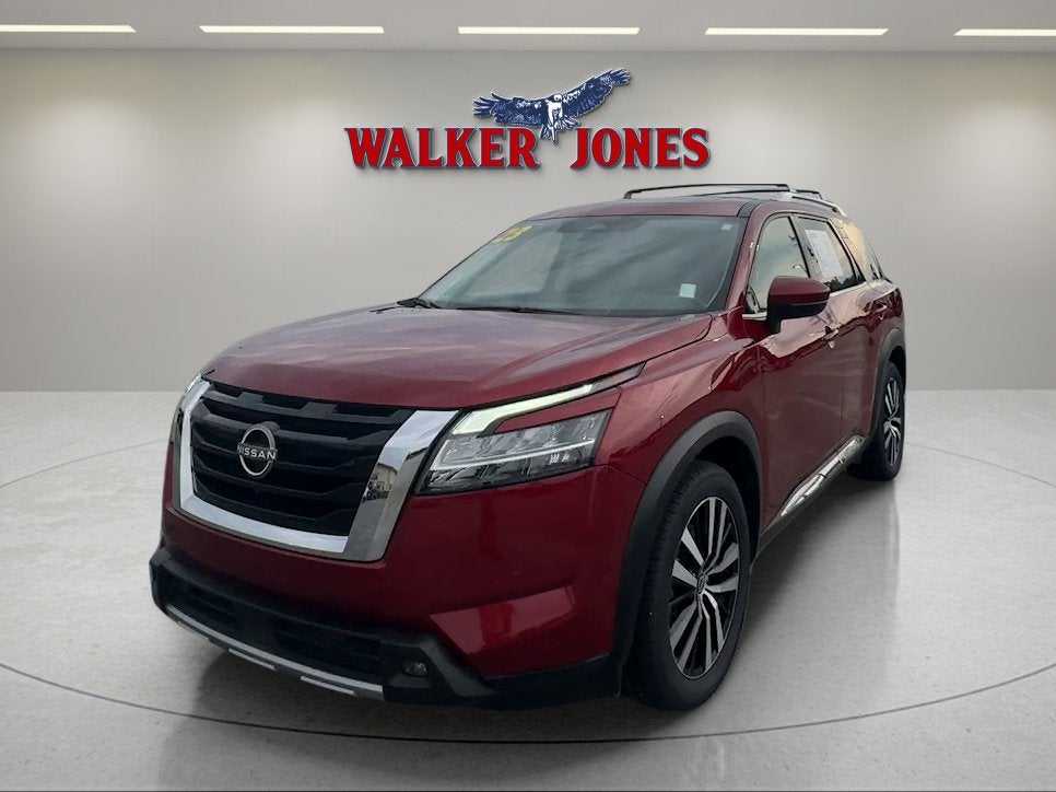 2023 Nissan Pathfinder Platinum