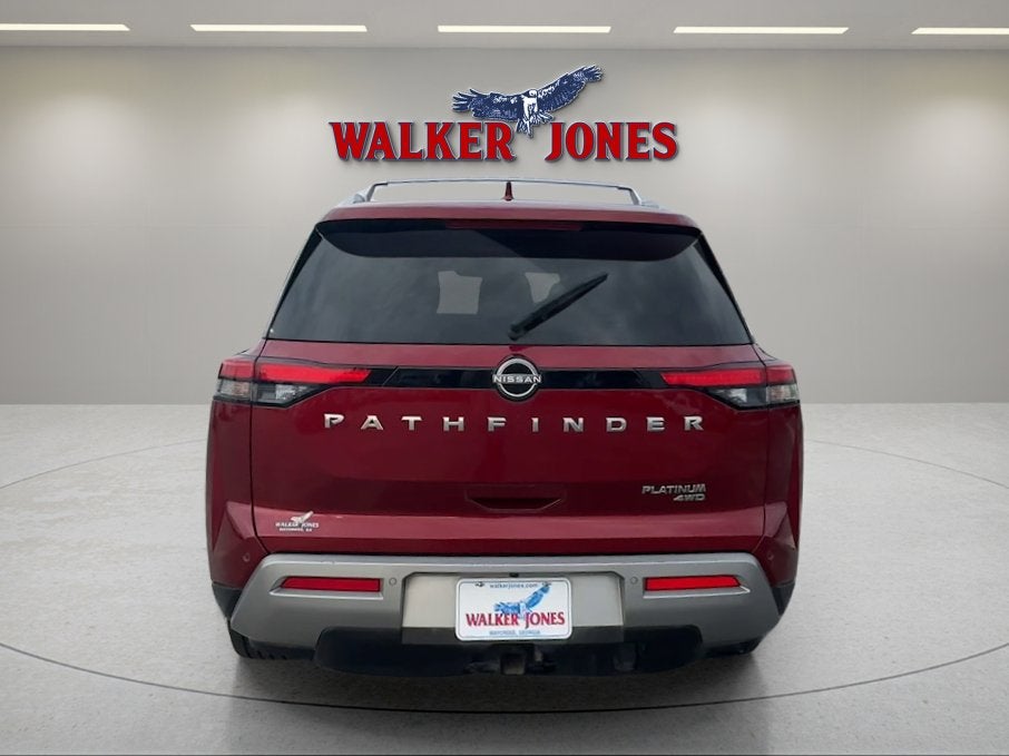 2023 Nissan Pathfinder Platinum