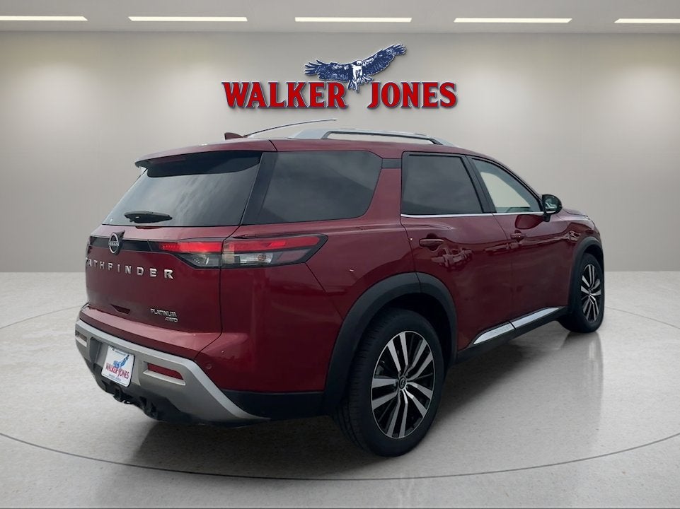 2023 Nissan Pathfinder Platinum