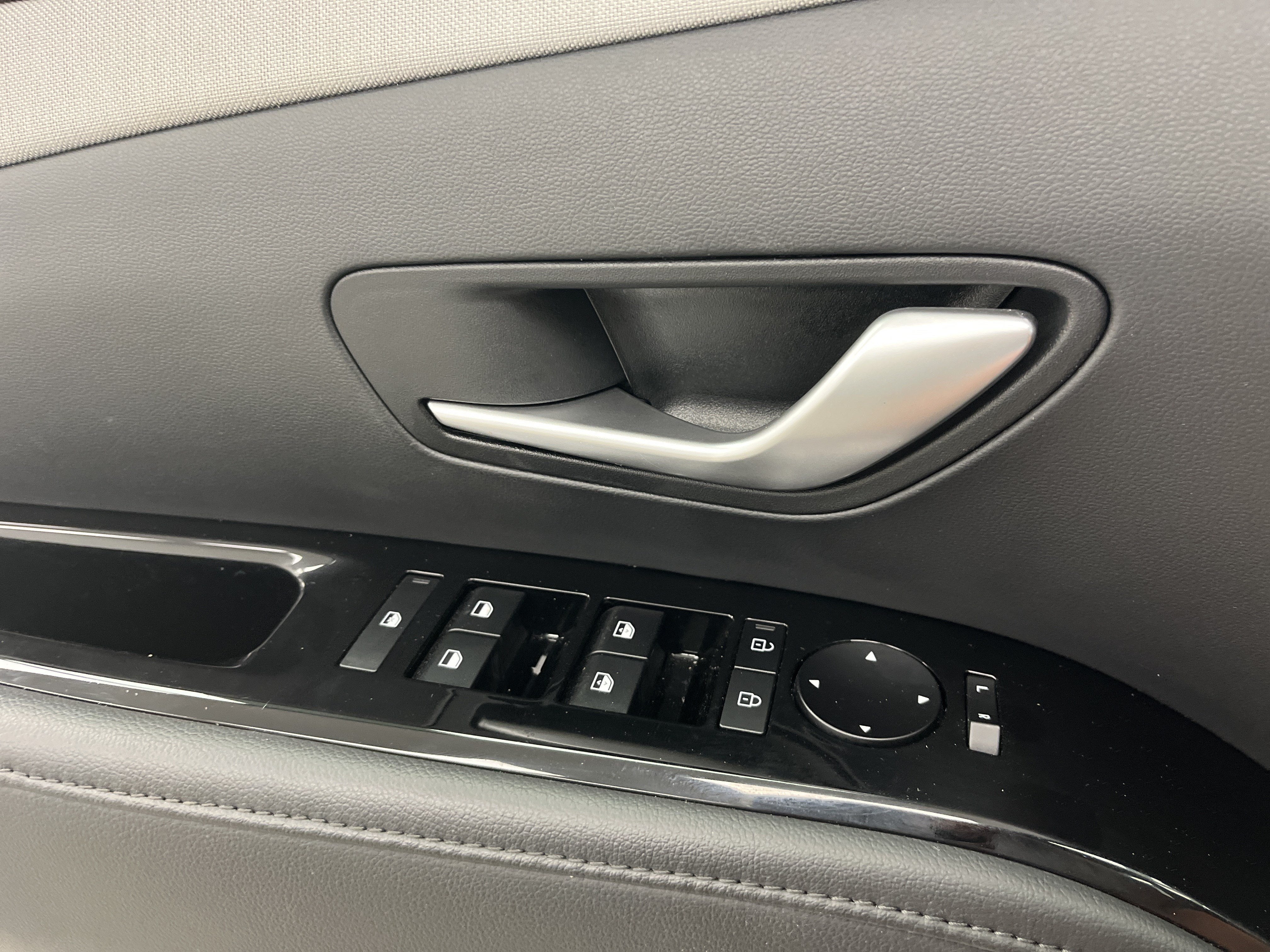 2025 Hyundai Santa Cruz SEL Activity