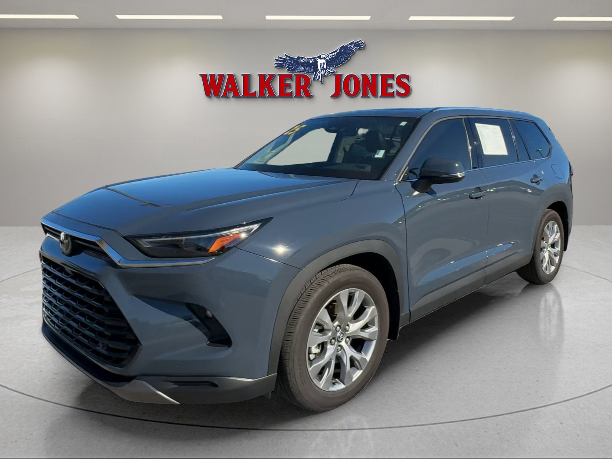 2025 Toyota Grand Highlander LE