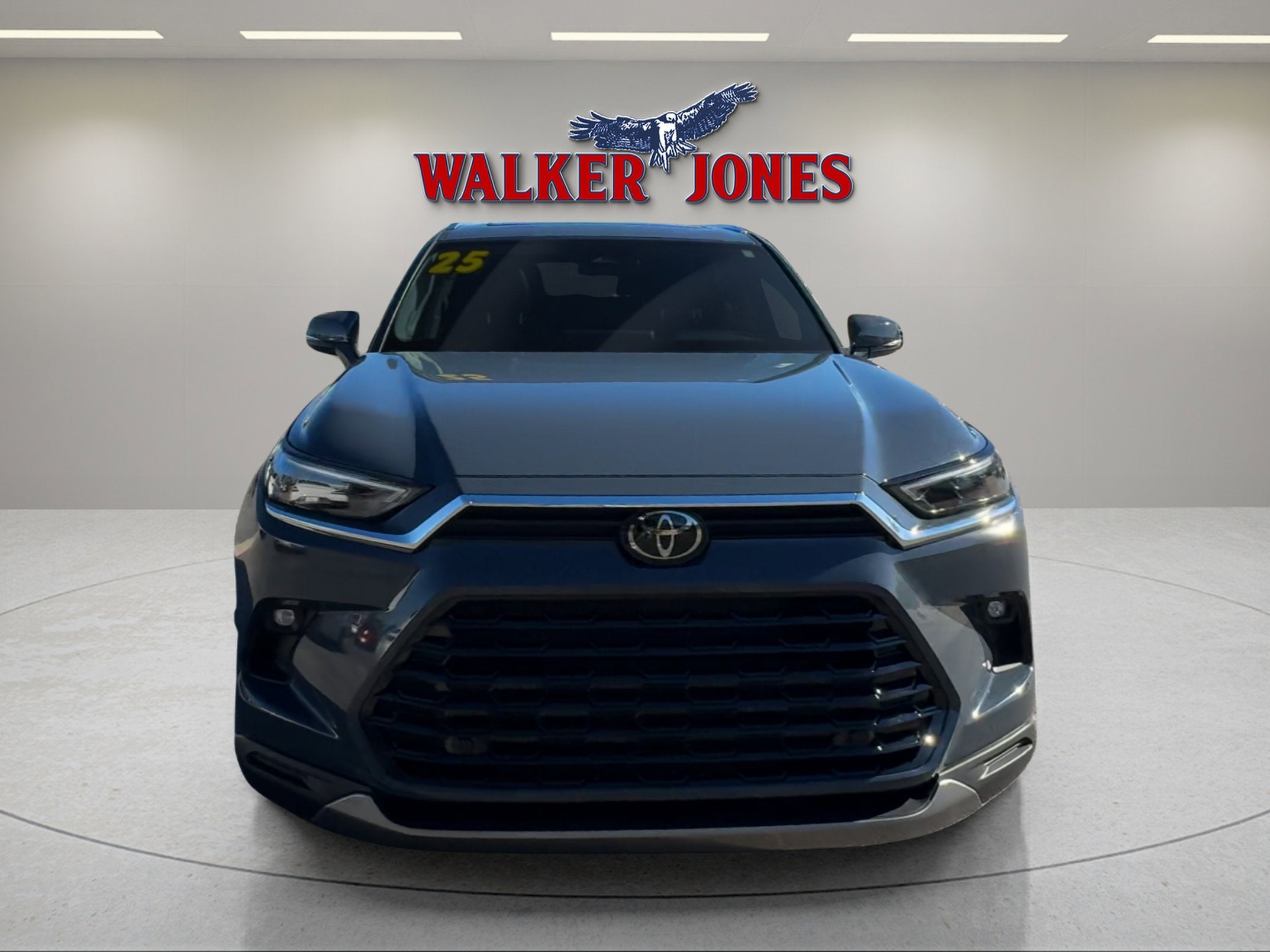 2025 Toyota Grand Highlander LE