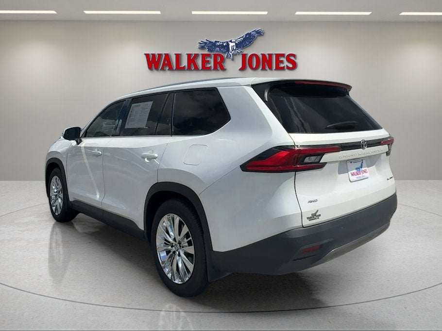 2024 Toyota Grand Highlander Base