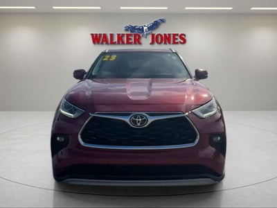 2023 Toyota Highlander Base