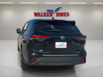 2023 Toyota Highlander LE