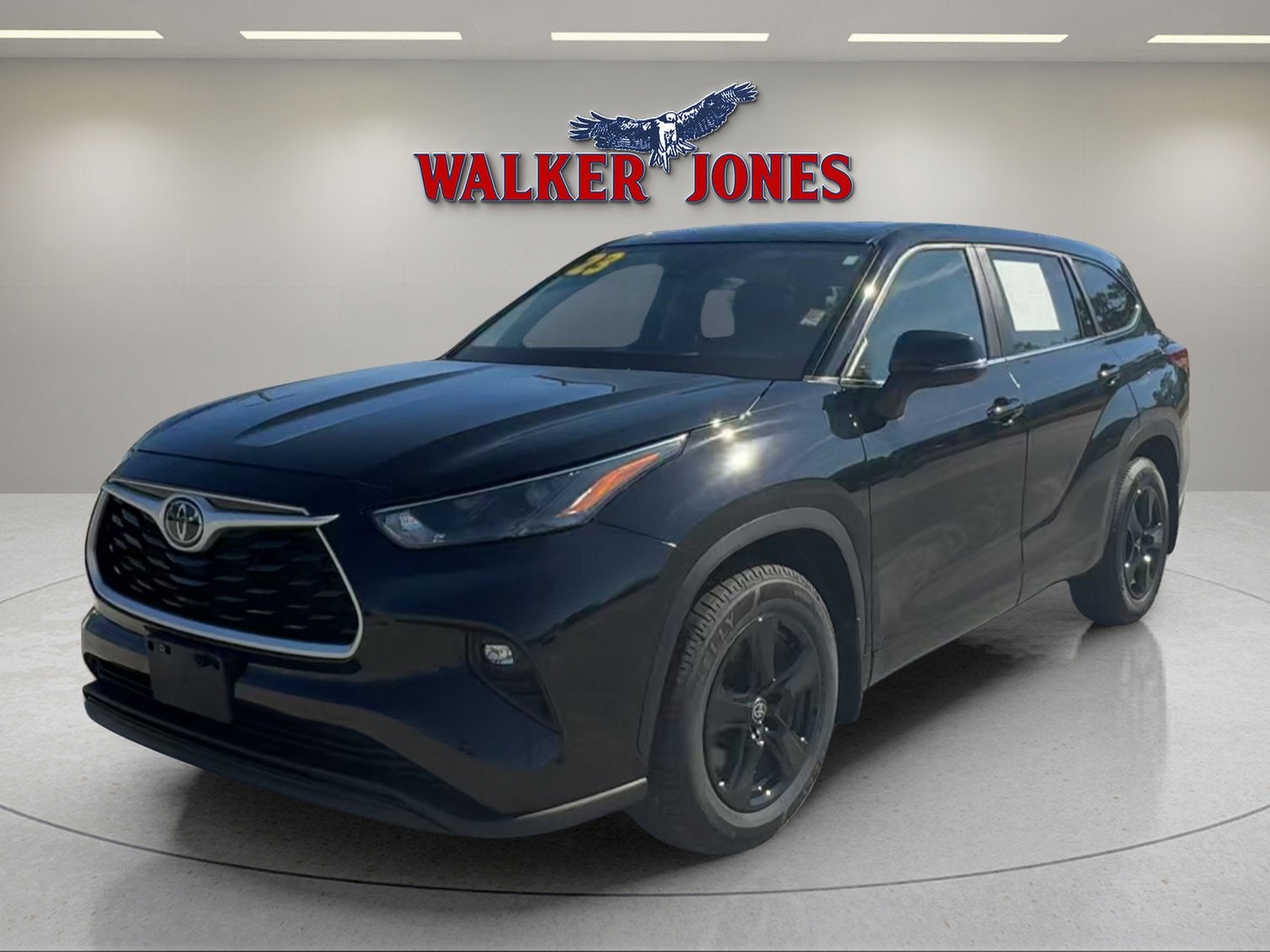 2023 Toyota Highlander LE