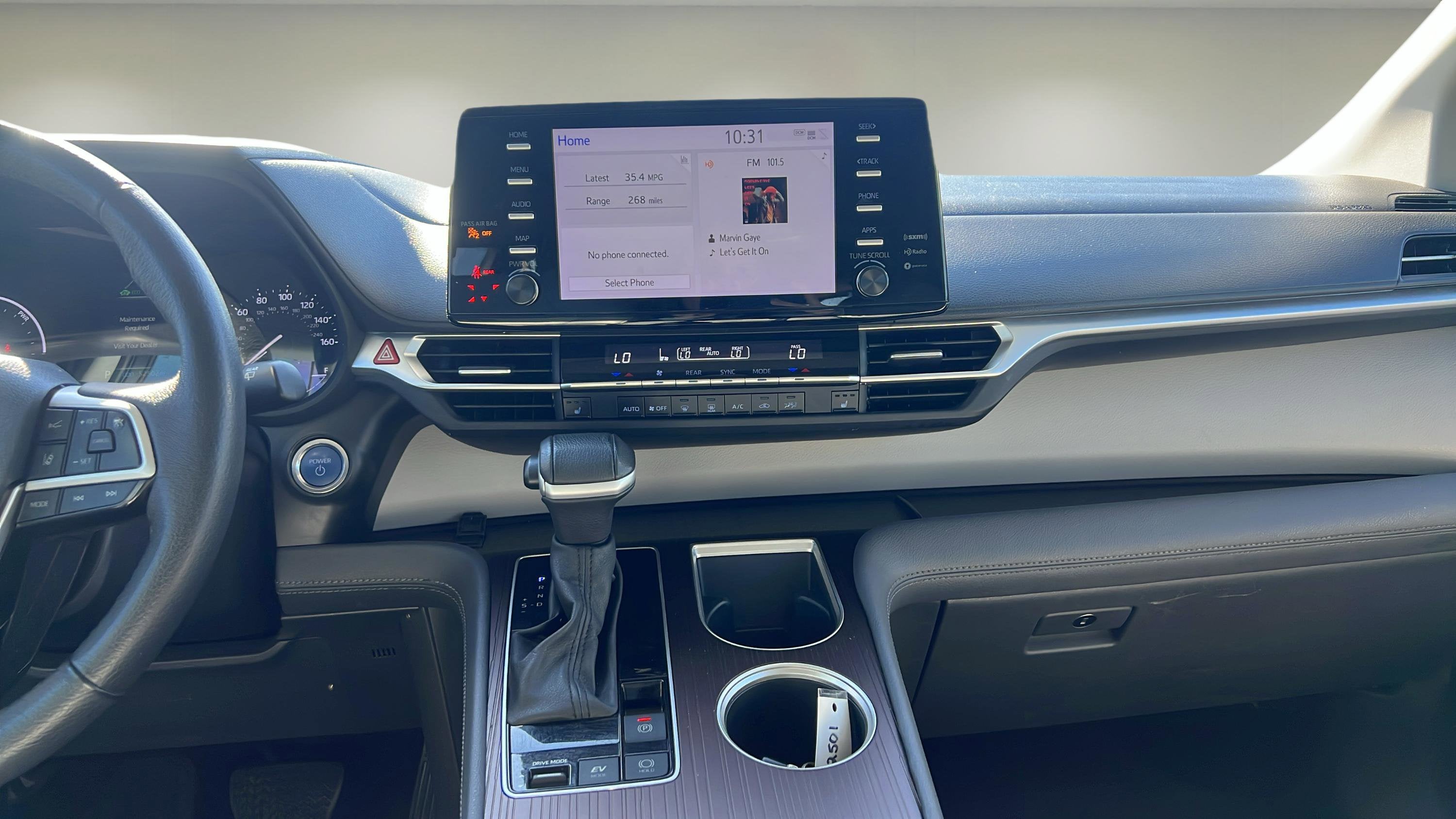 2023 Toyota Sienna XLE