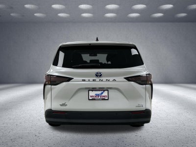 2024 Toyota Sienna XLE