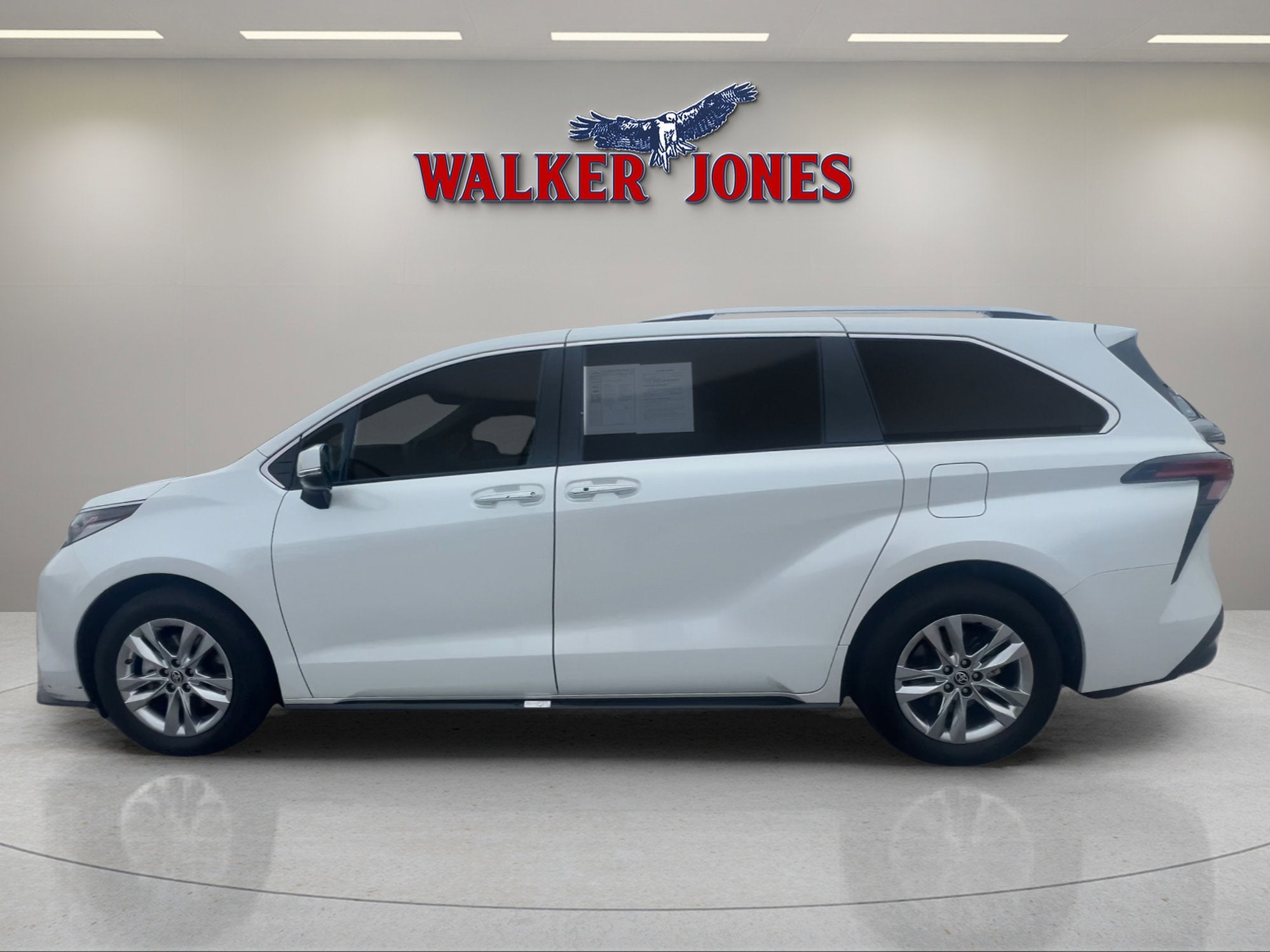 2022 Toyota Sienna Limited