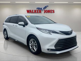 2022 Toyota Sienna Limited