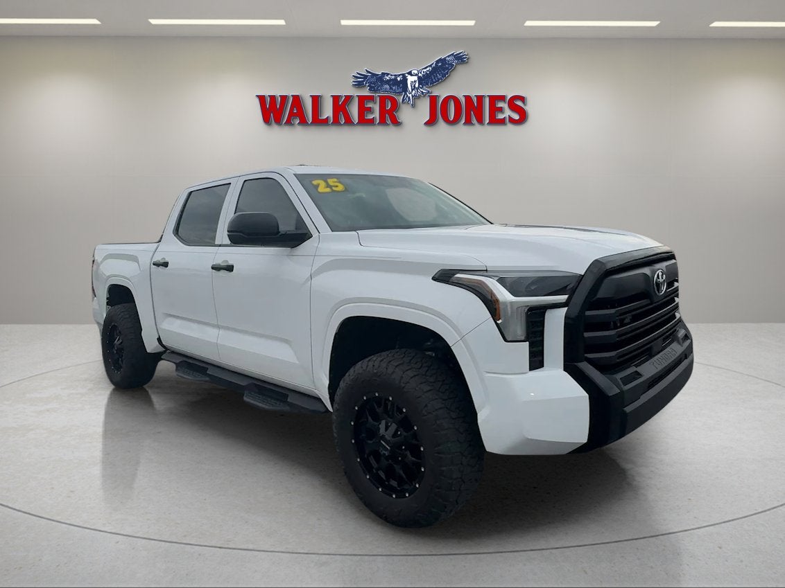 2025 Toyota Tundra 4WD SR