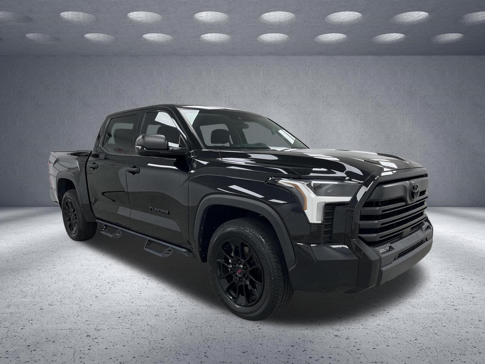 2023 Toyota Tundra 2WD SR5