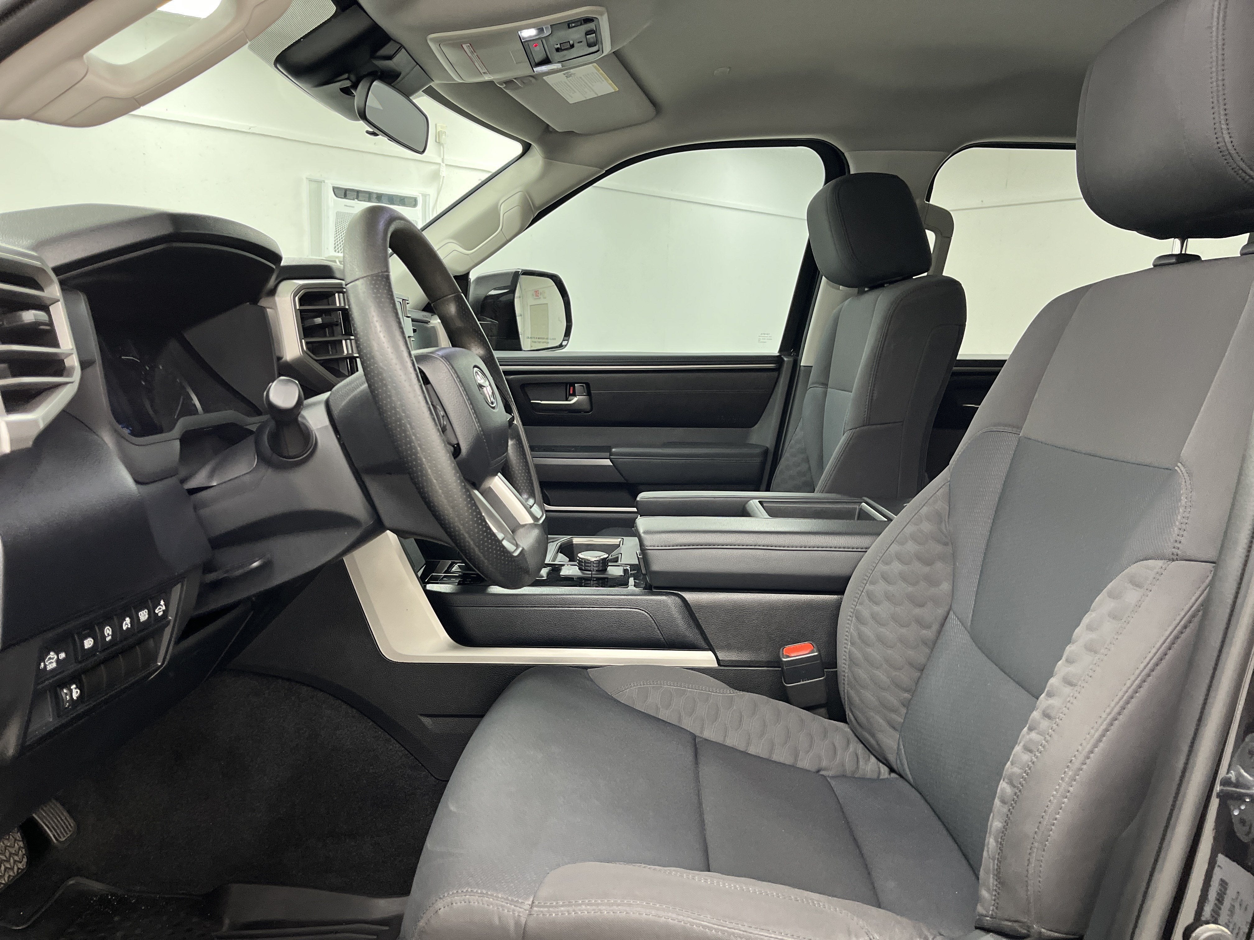 2023 Toyota Tundra 2WD SR5