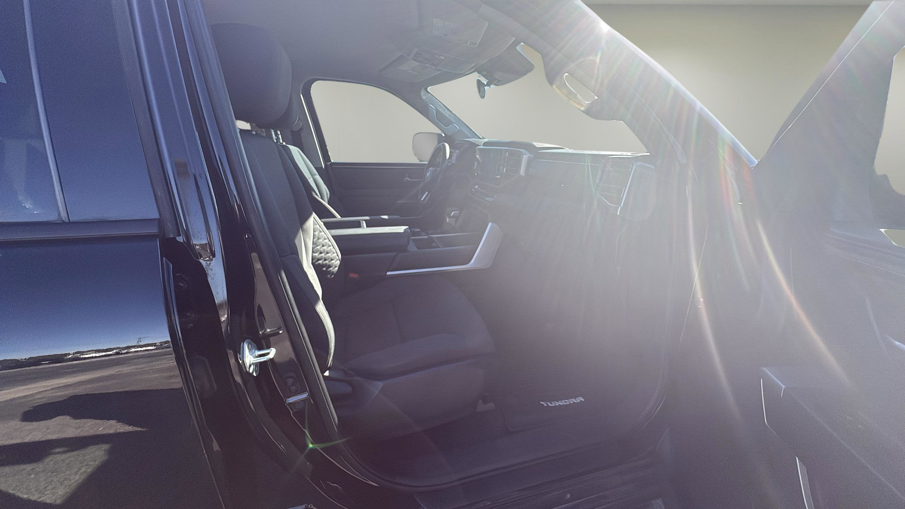 2023 Toyota Tundra 2WD SR5