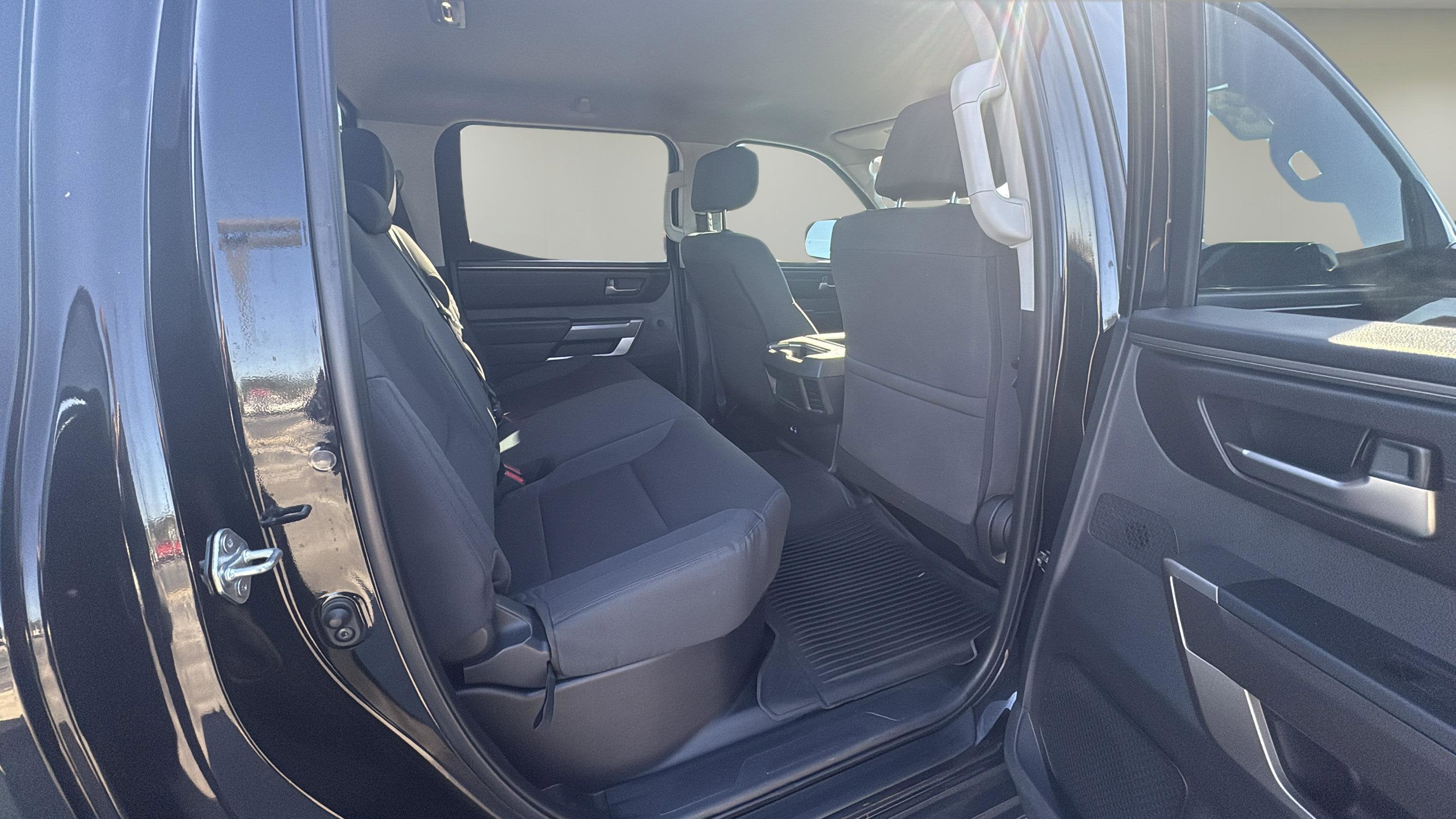 2023 Toyota Tundra 2WD SR5