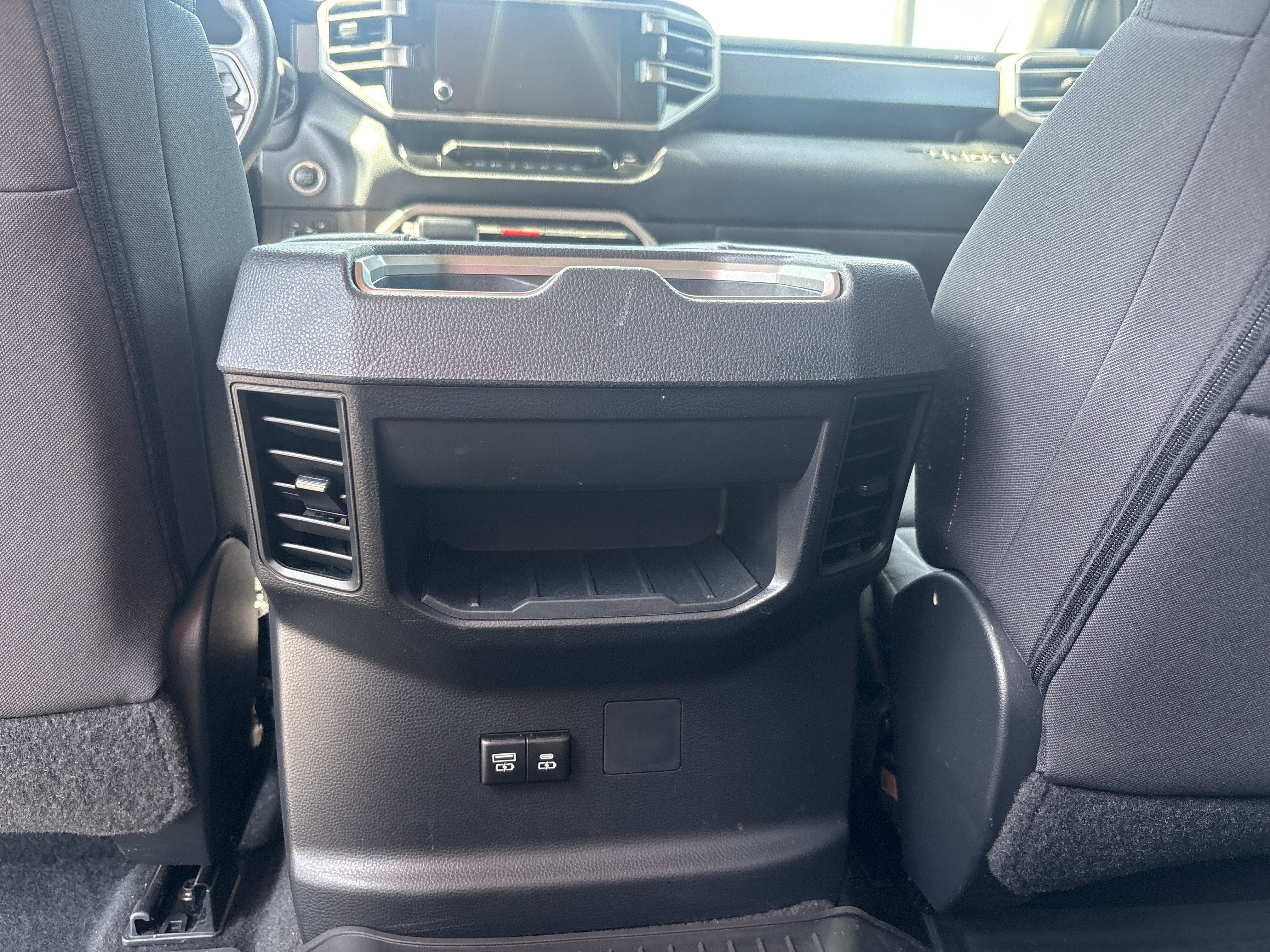 2024 Toyota Tundra 4WD SR5