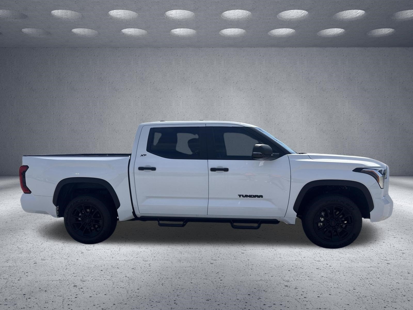 2024 Toyota Tundra 4WD SR5