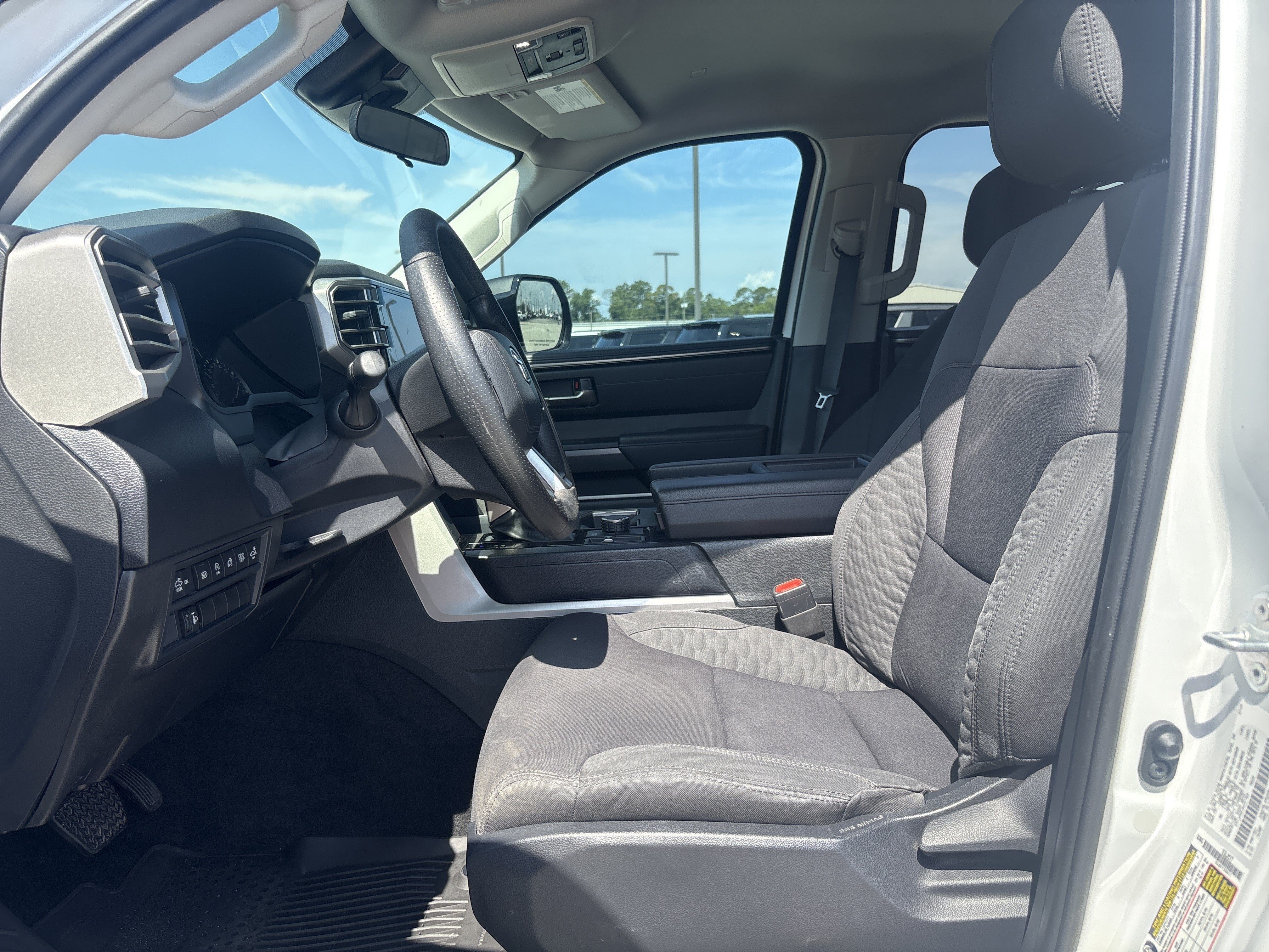 2024 Toyota Tundra 4WD SR5