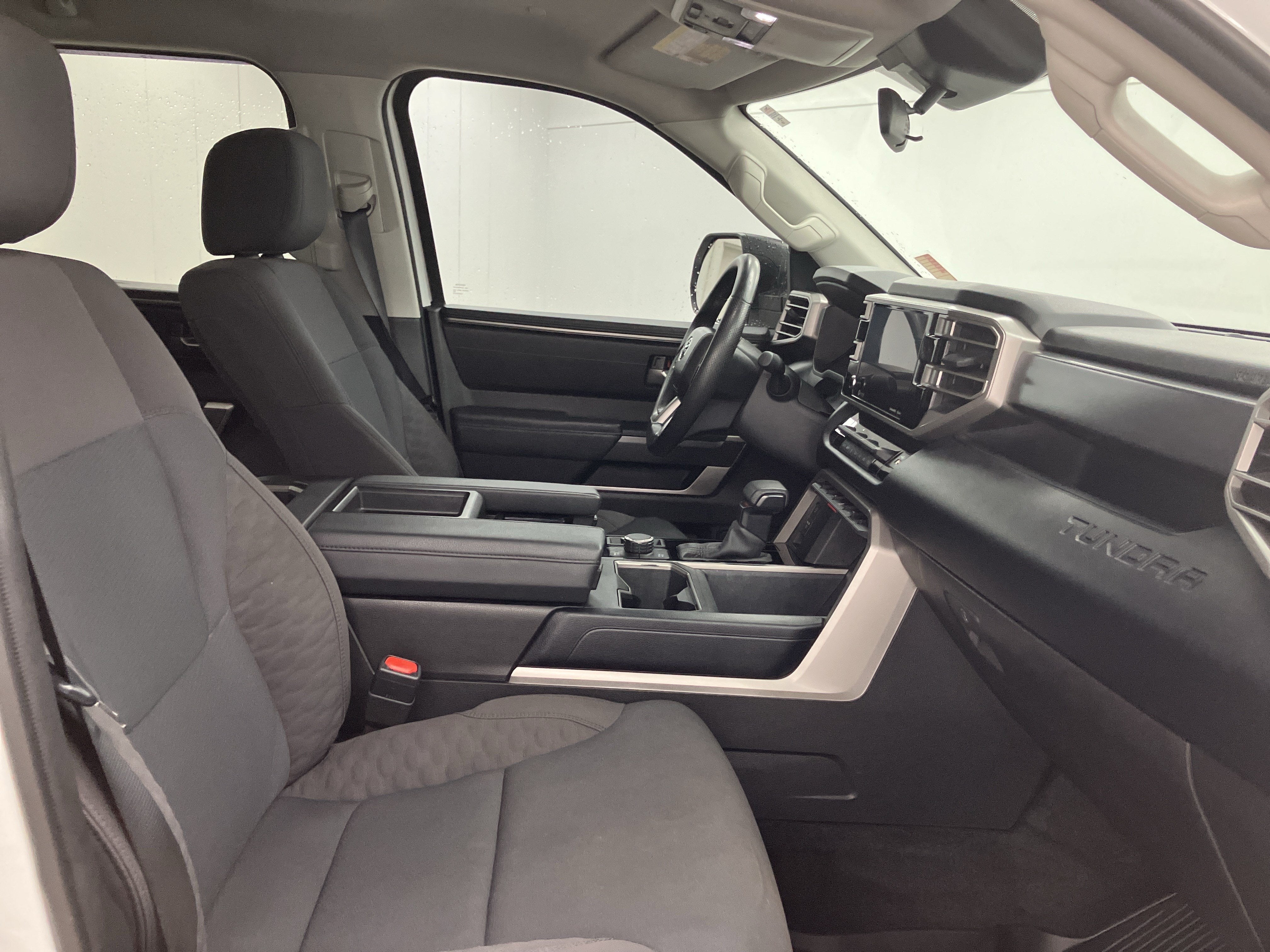 2024 Toyota Tundra 4WD SR5