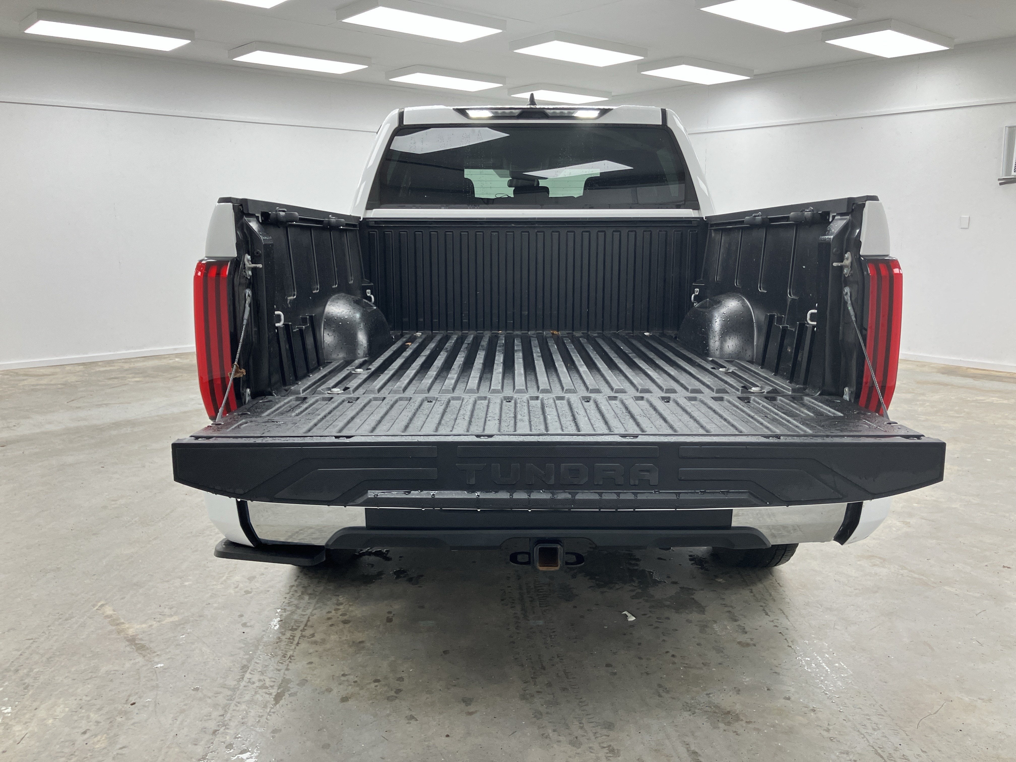 2024 Toyota Tundra 4WD SR5