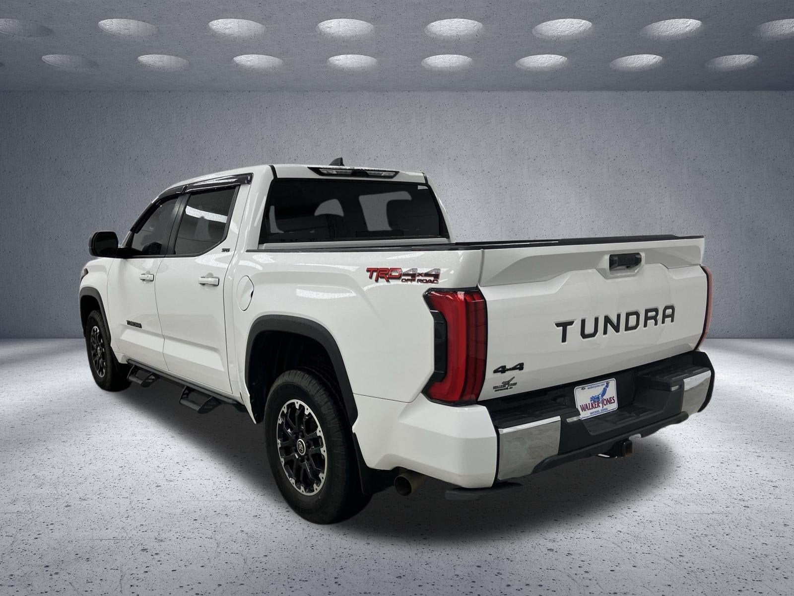 2024 Toyota Tundra 4WD SR5