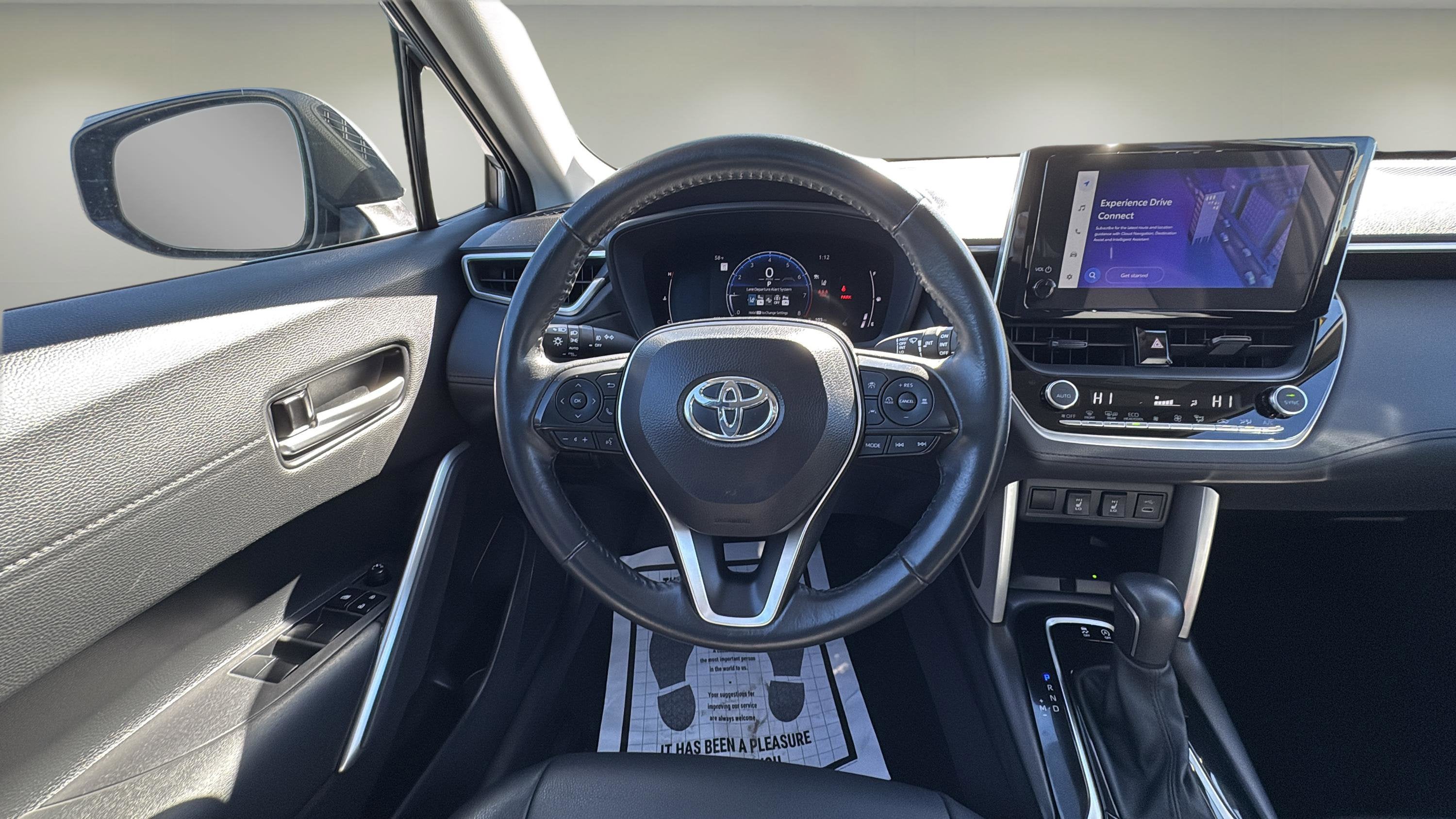 2024 Toyota Corolla Cross XLE