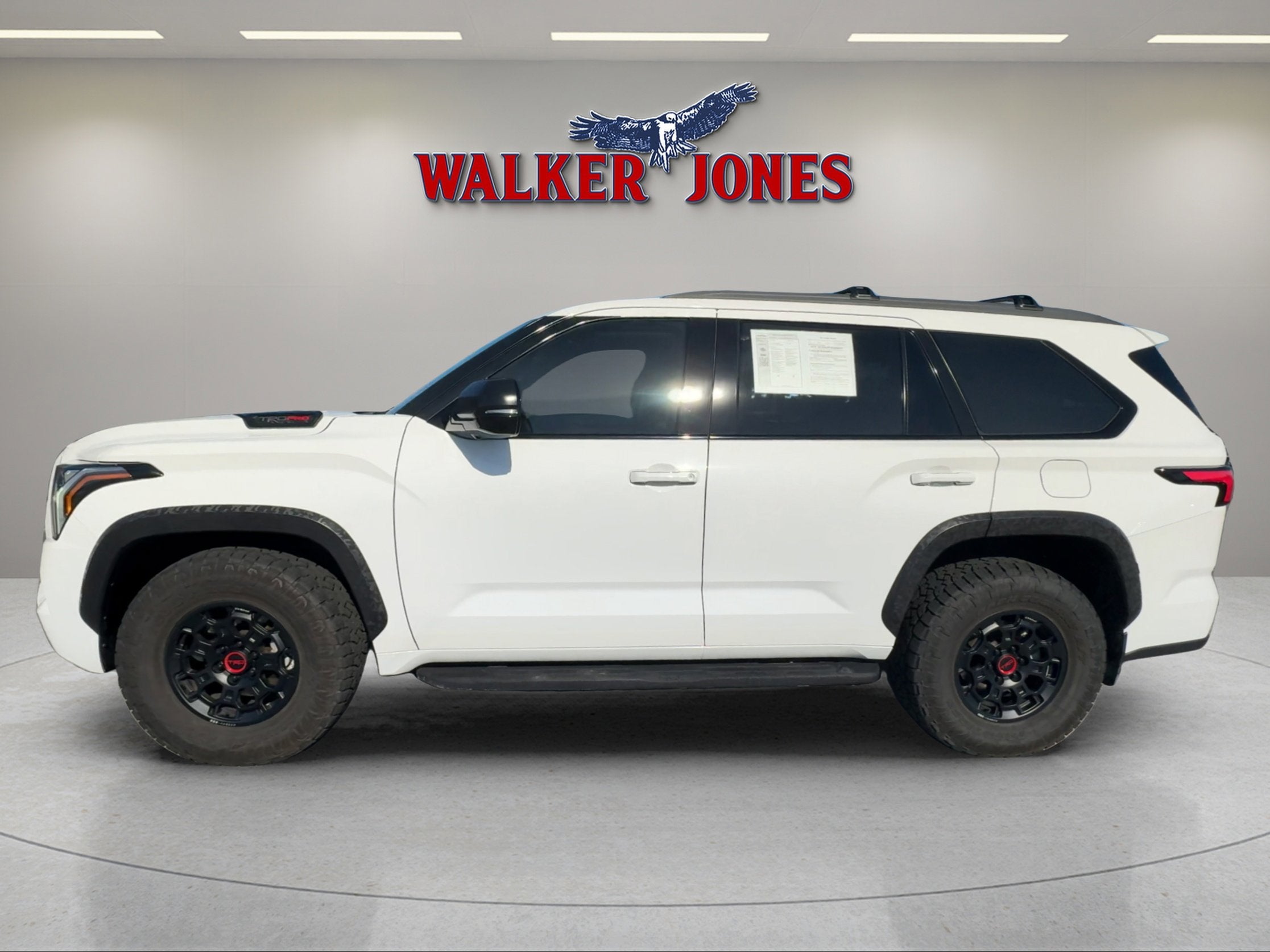 2023 Toyota Sequoia Base